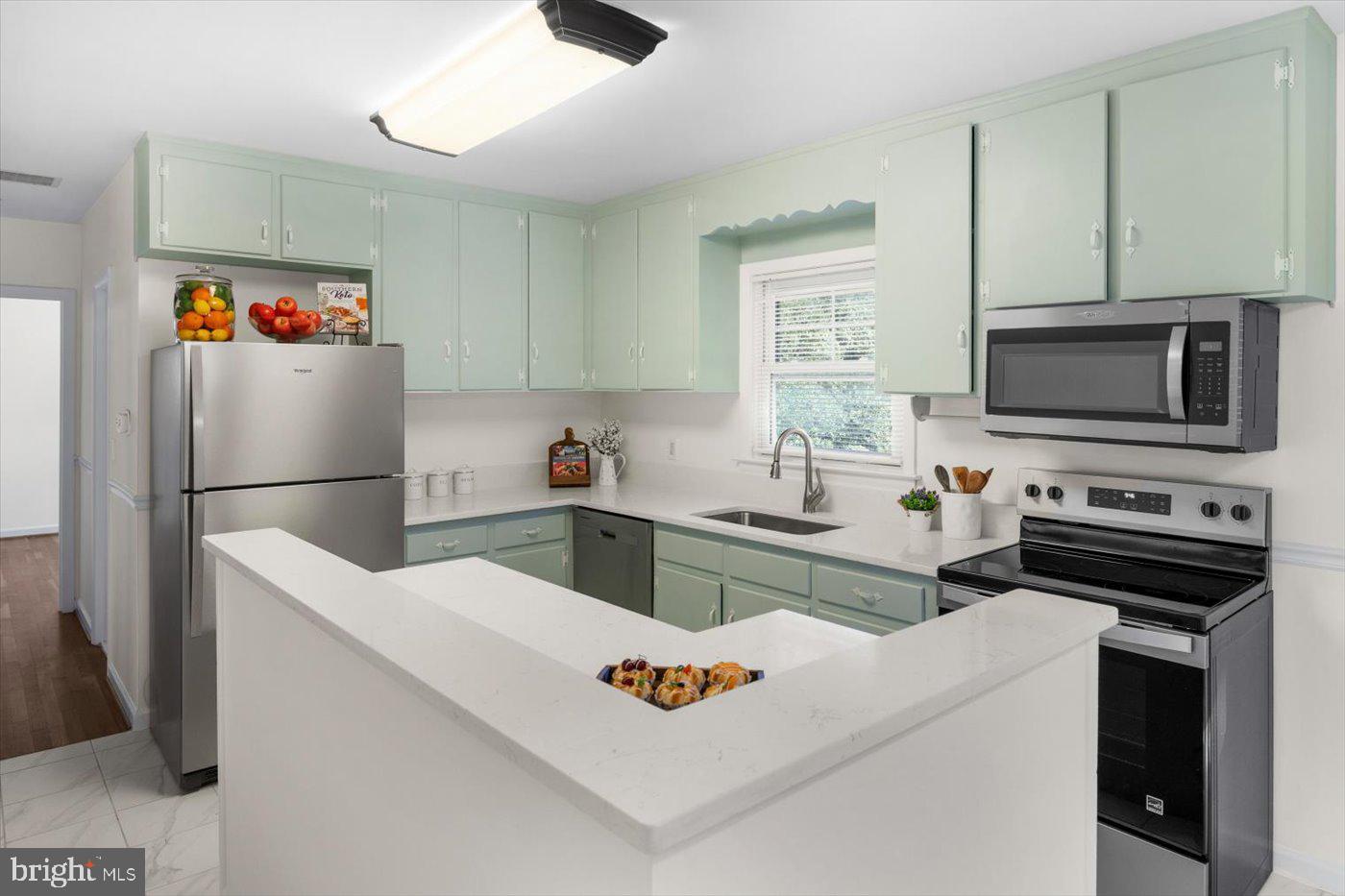 EDEN ESTATES - Residential