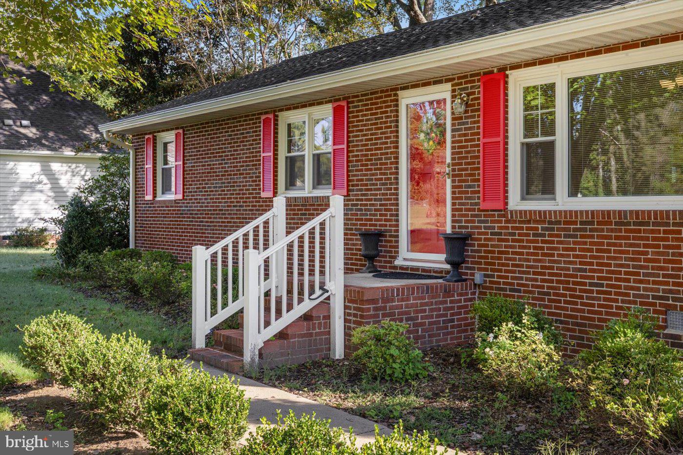 EDEN ESTATES - Residential