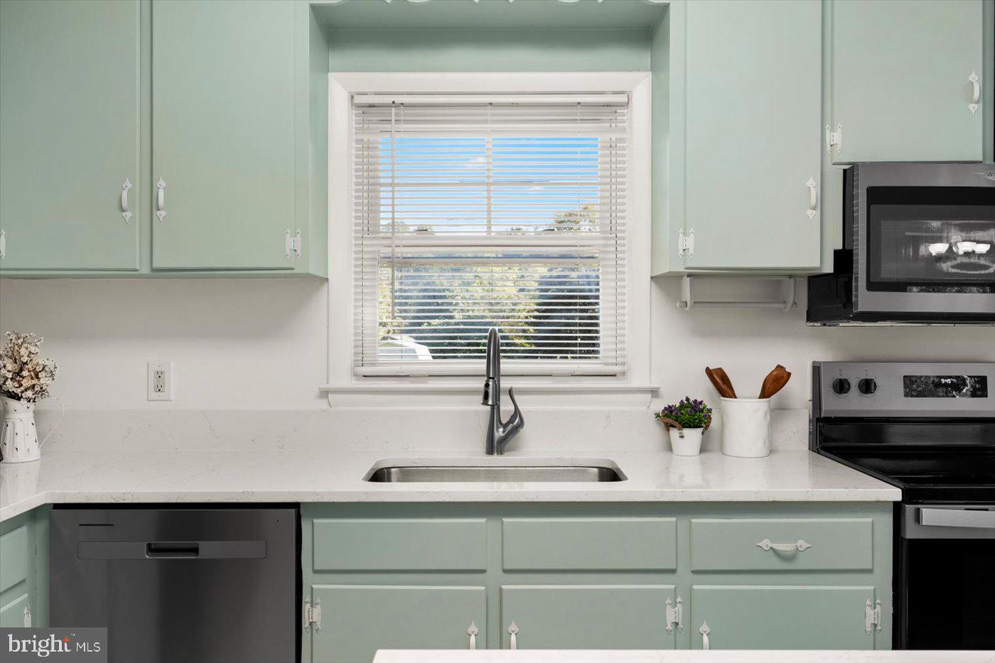 EDEN ESTATES - Residential