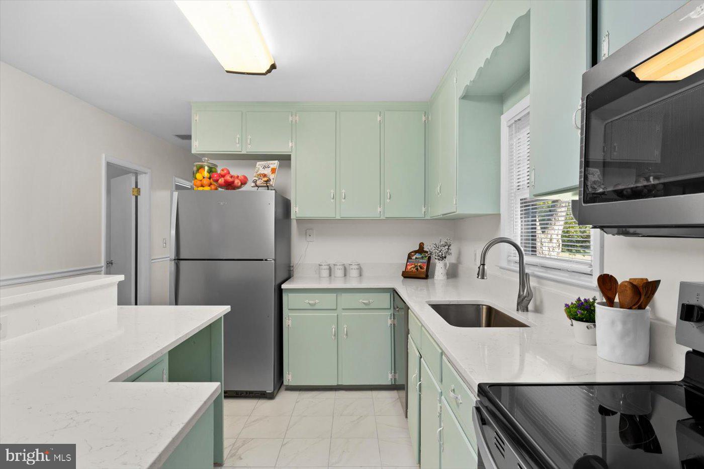 EDEN ESTATES - Residential