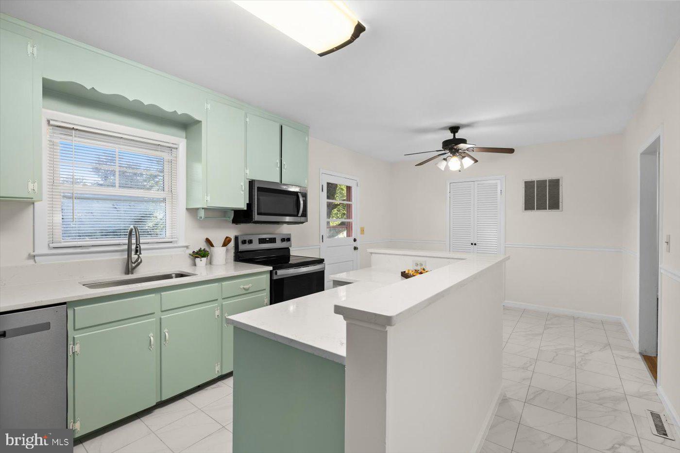 EDEN ESTATES - Residential