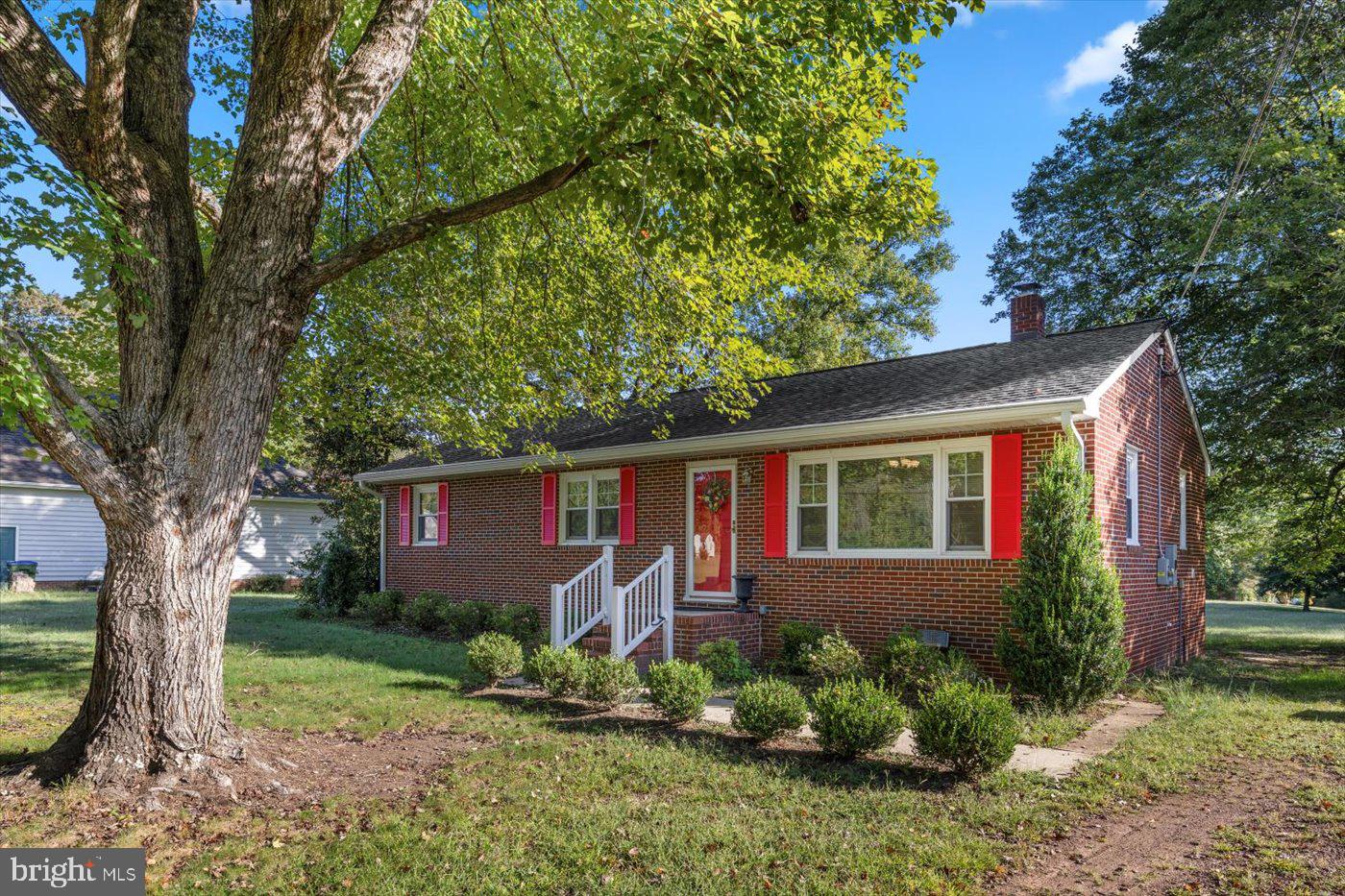 EDEN ESTATES - Residential