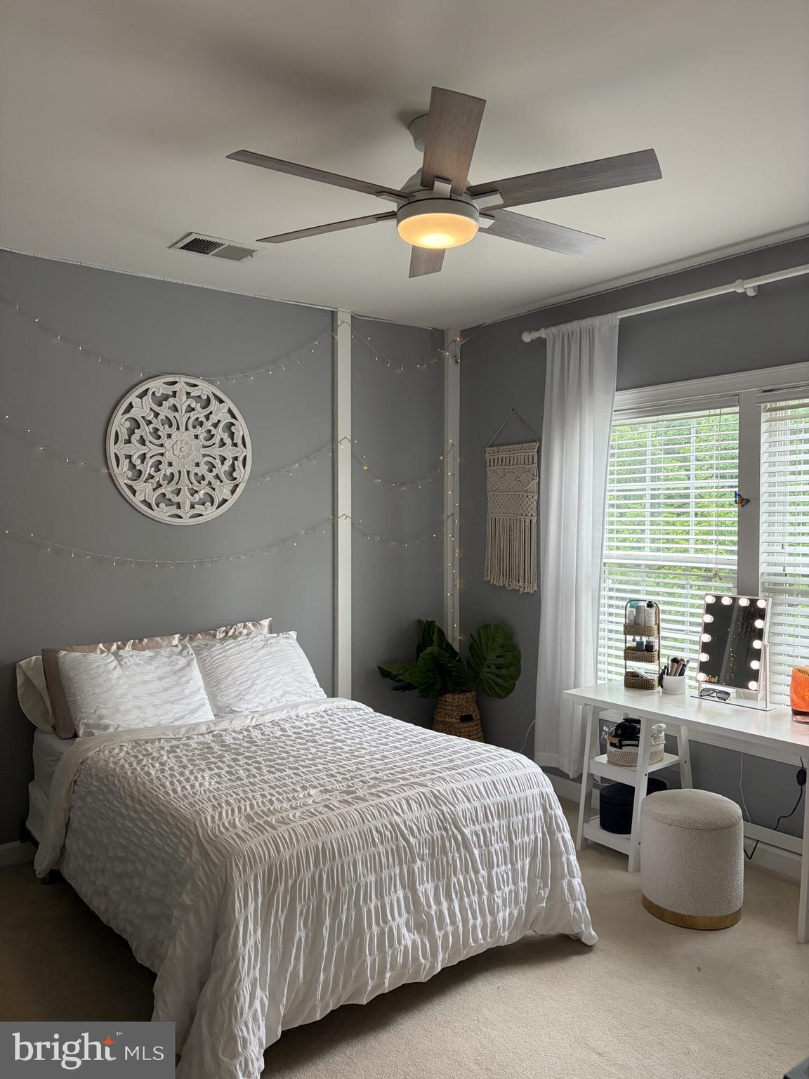 AMBER MEADOWS - Residential