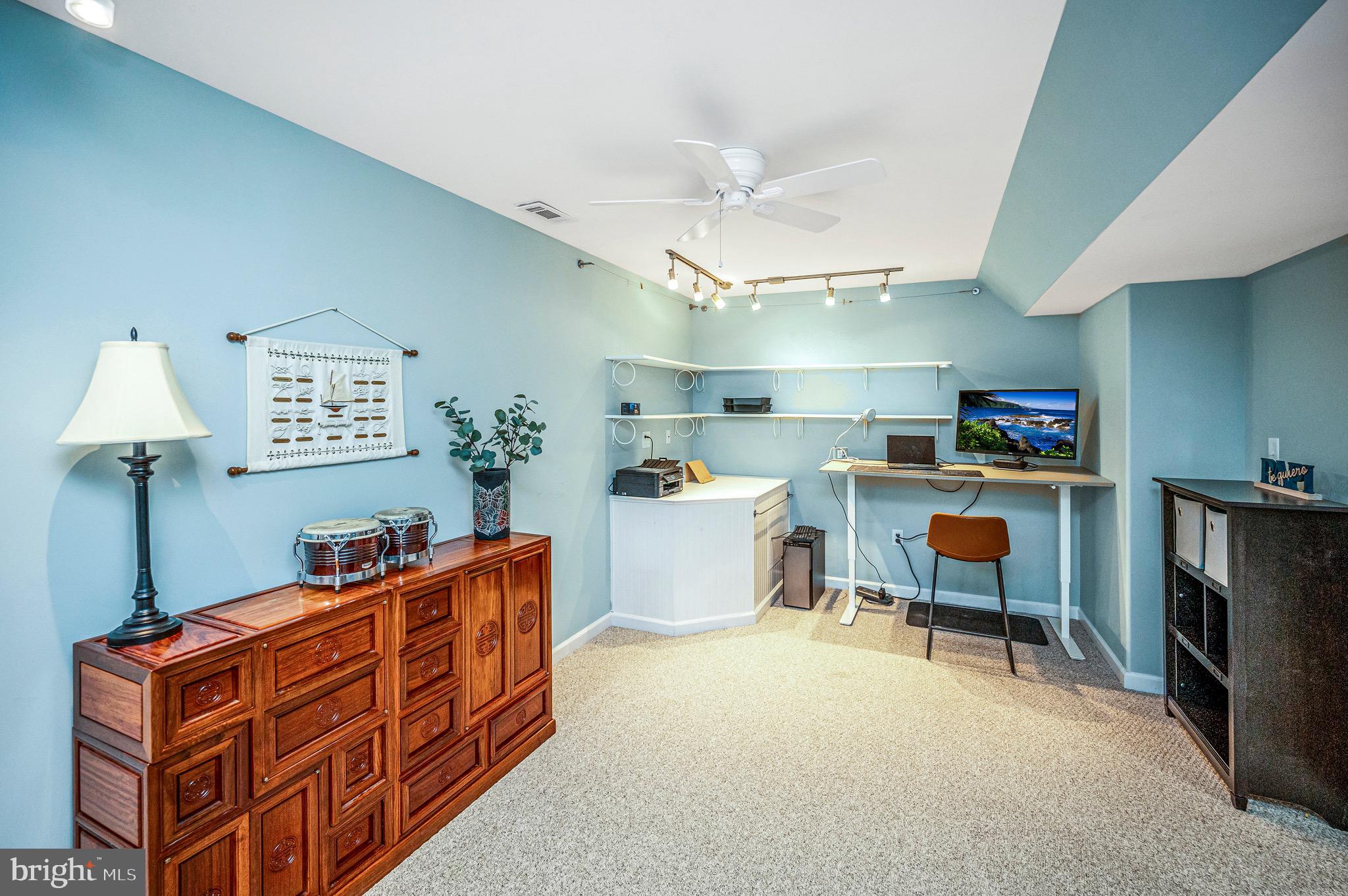 WAYSIDE VILLAGE - Residential