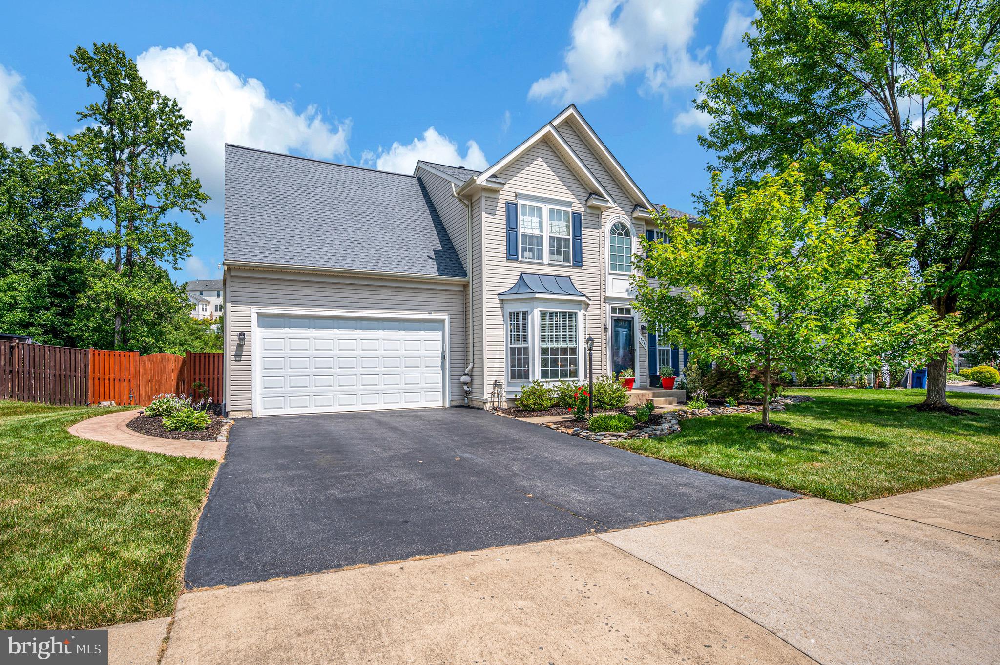 WAYSIDE VILLAGE - Residential