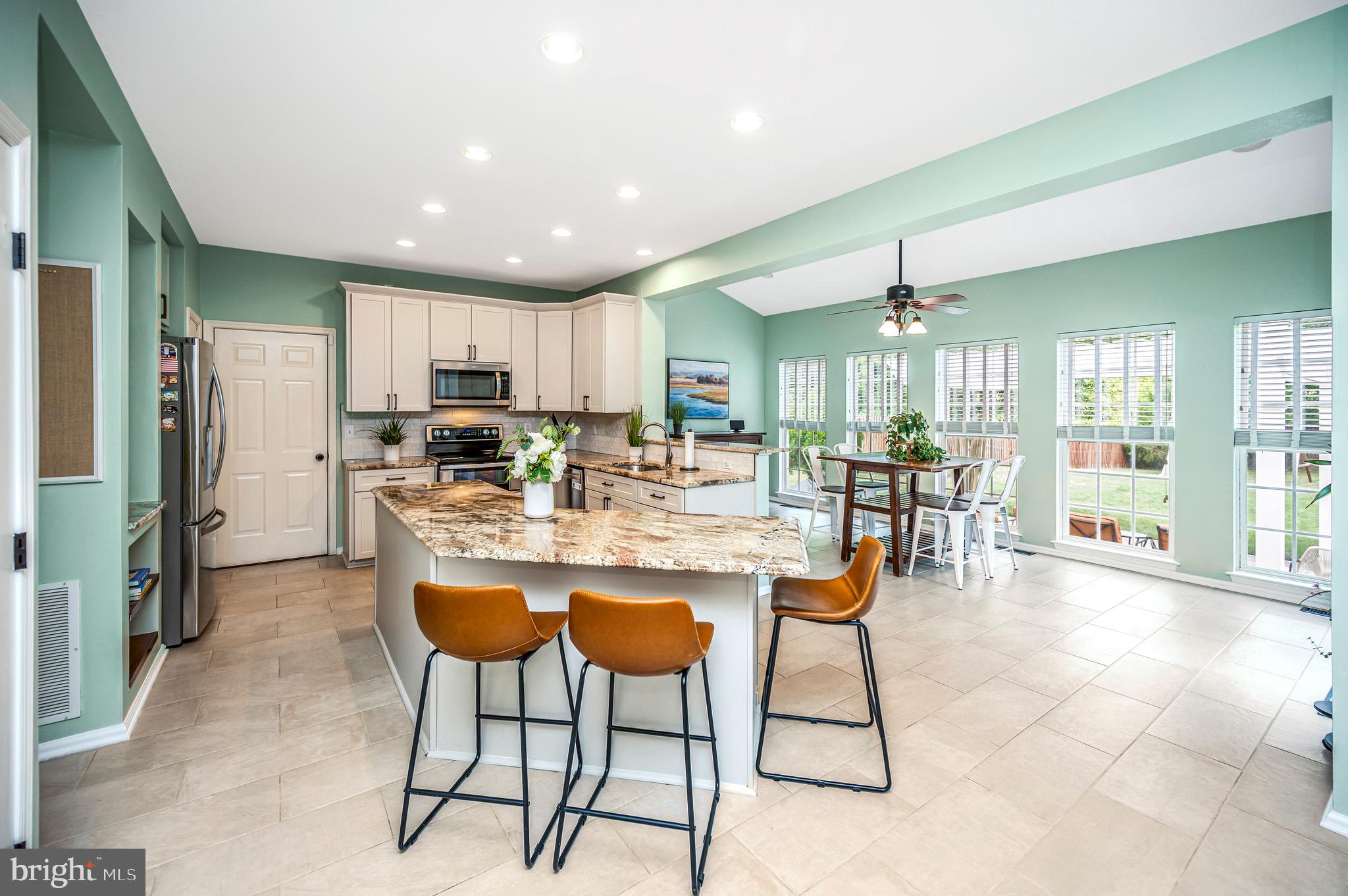 WAYSIDE VILLAGE - Residential