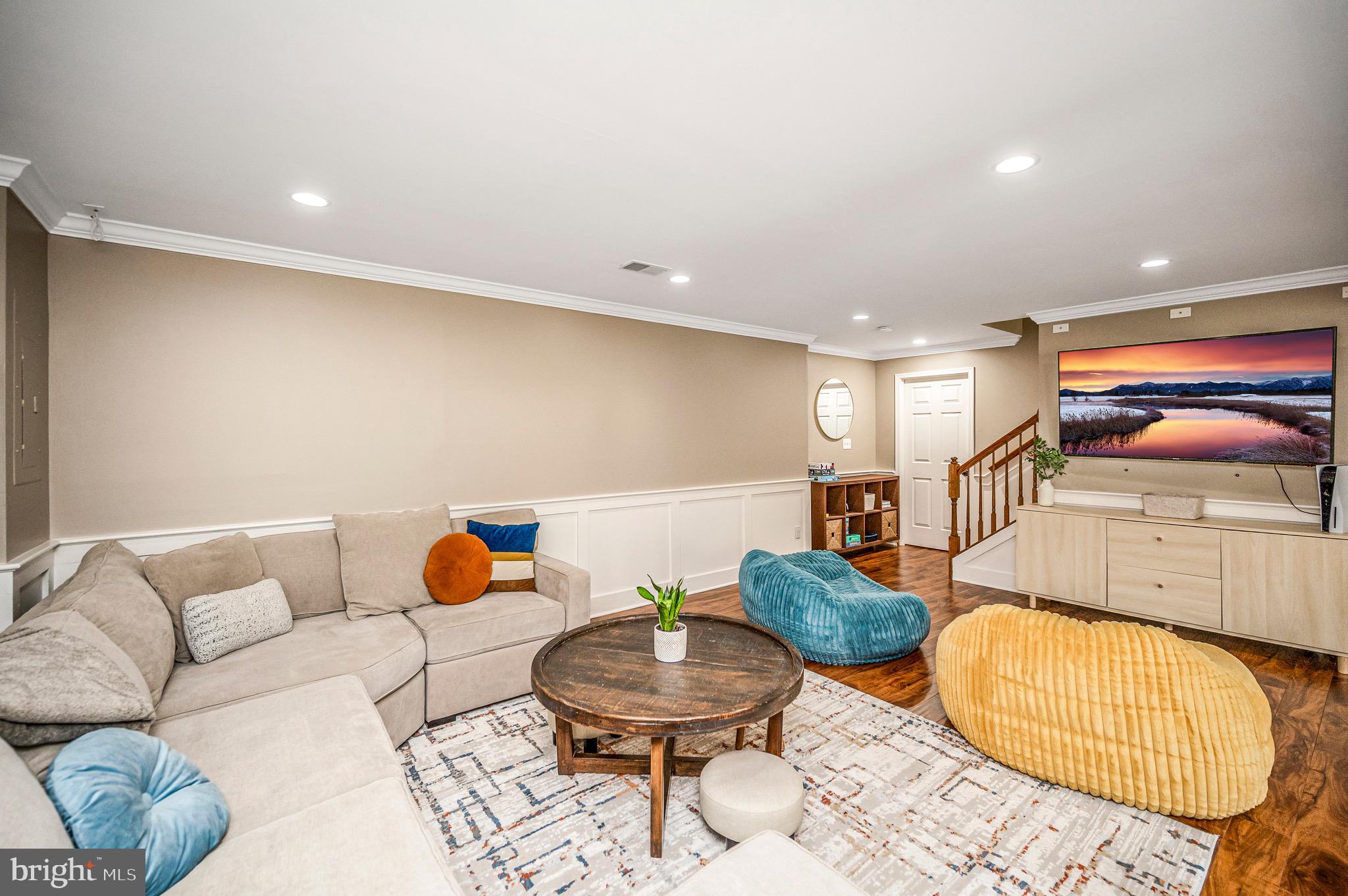 WAYSIDE VILLAGE - Residential