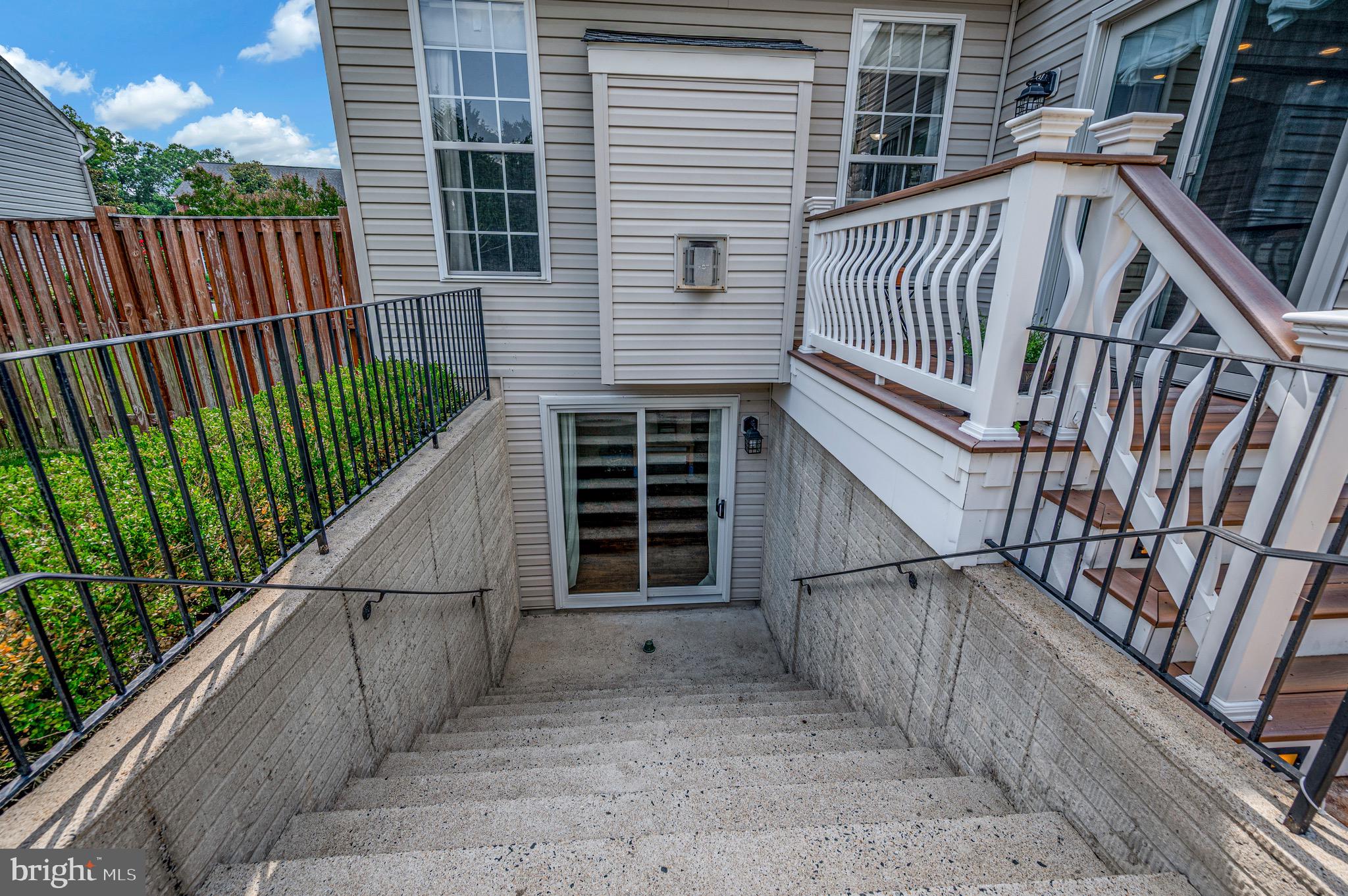 WAYSIDE VILLAGE - Residential