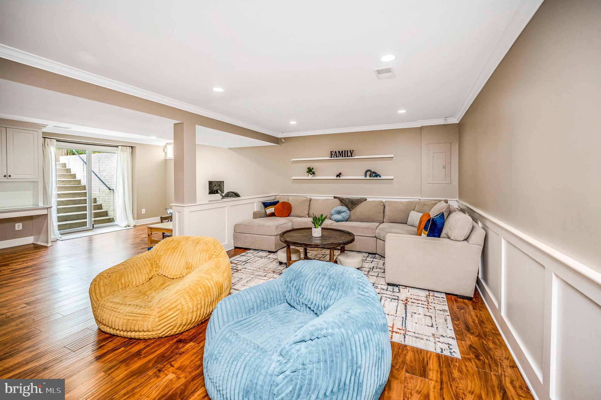 WAYSIDE VILLAGE - Residential