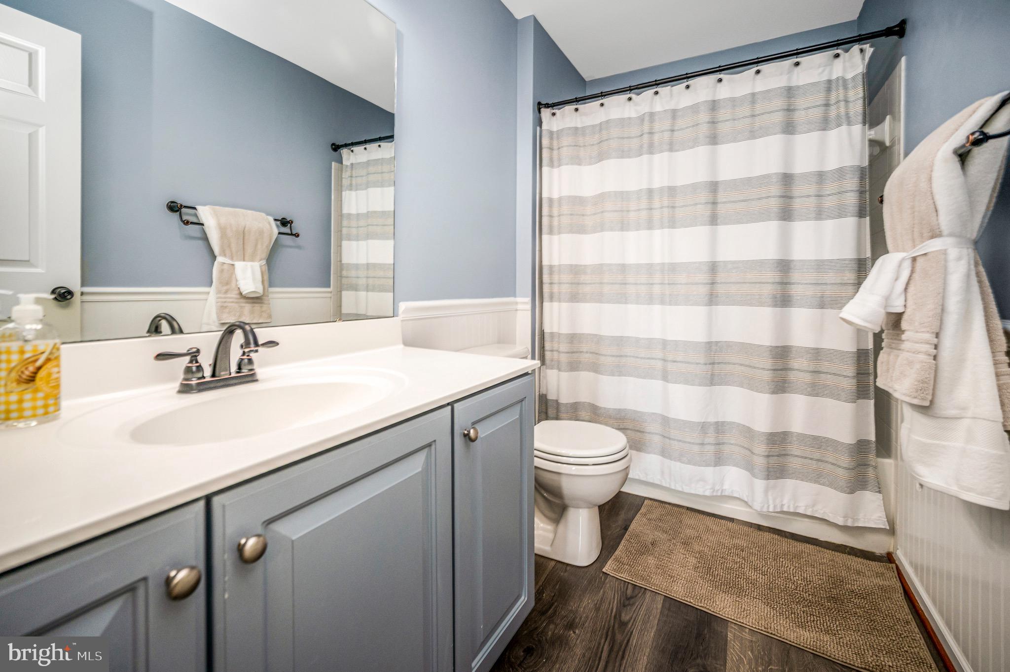 WAYSIDE VILLAGE - Residential