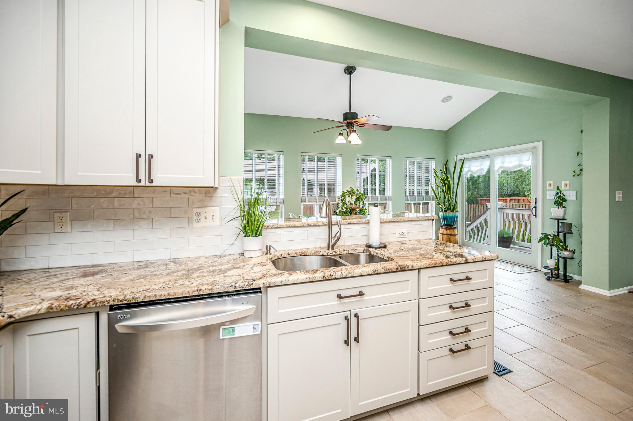 WAYSIDE VILLAGE - Residential