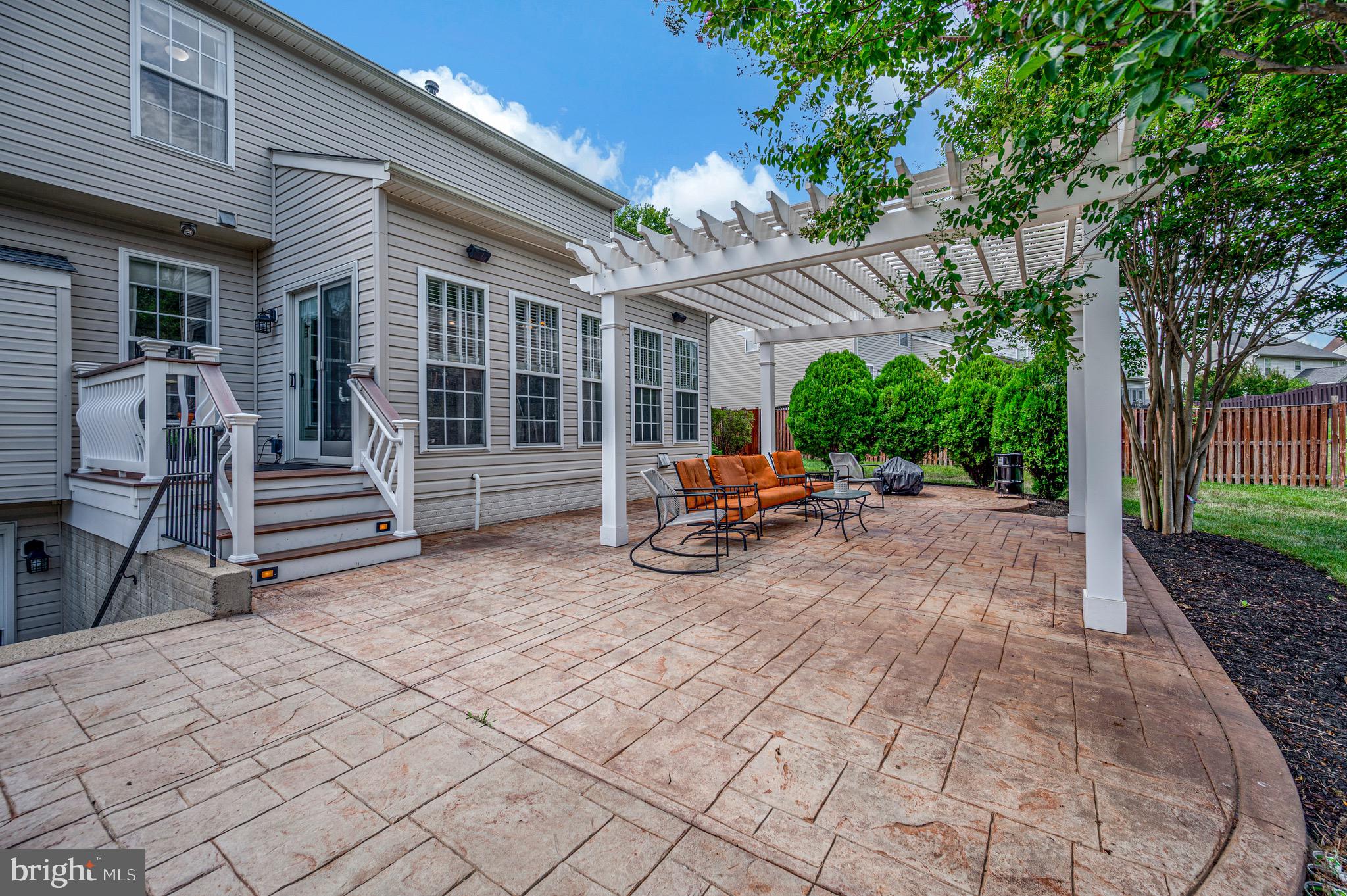 WAYSIDE VILLAGE - Residential