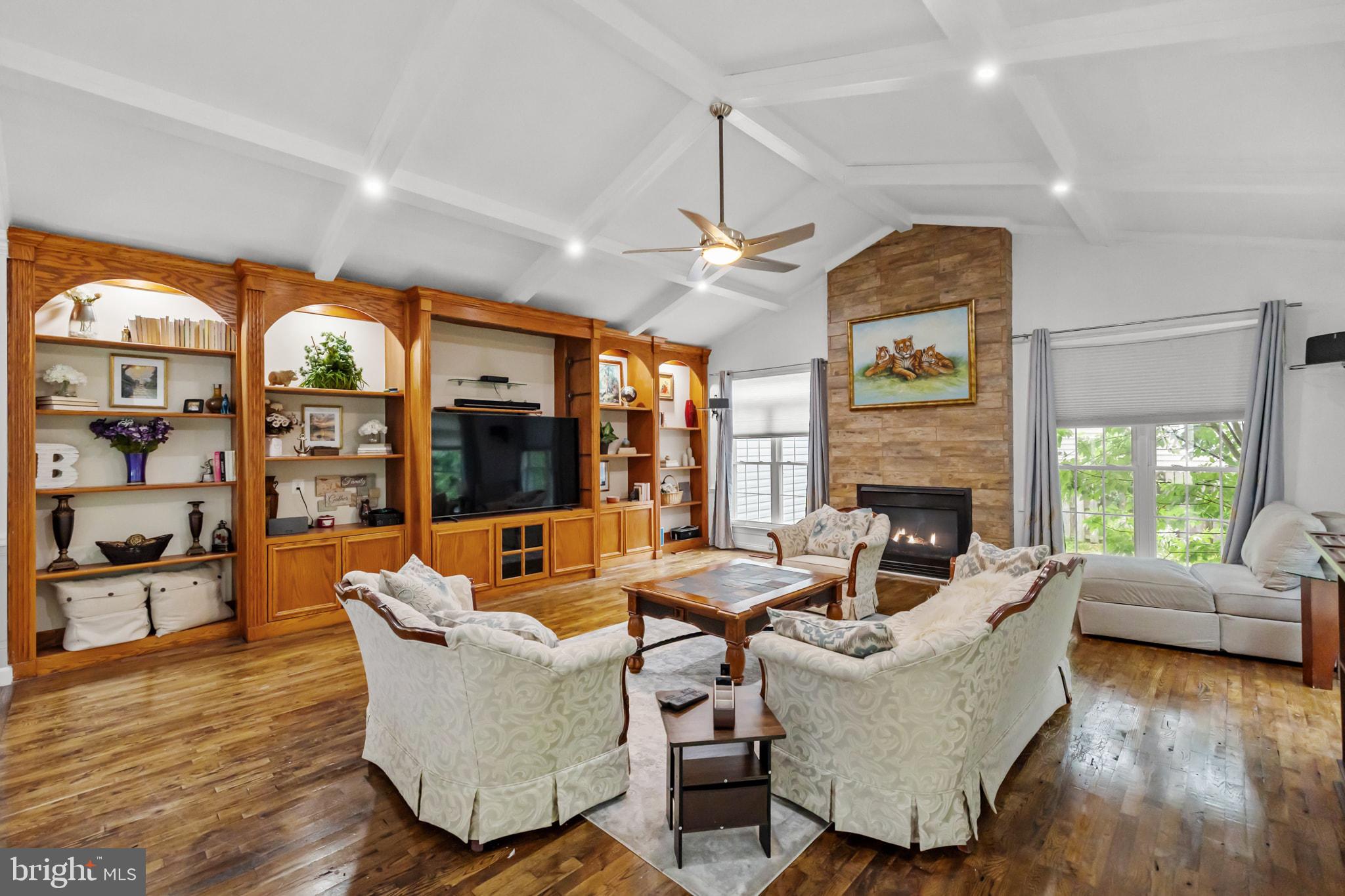AUGUSTINE NORTH - Residential