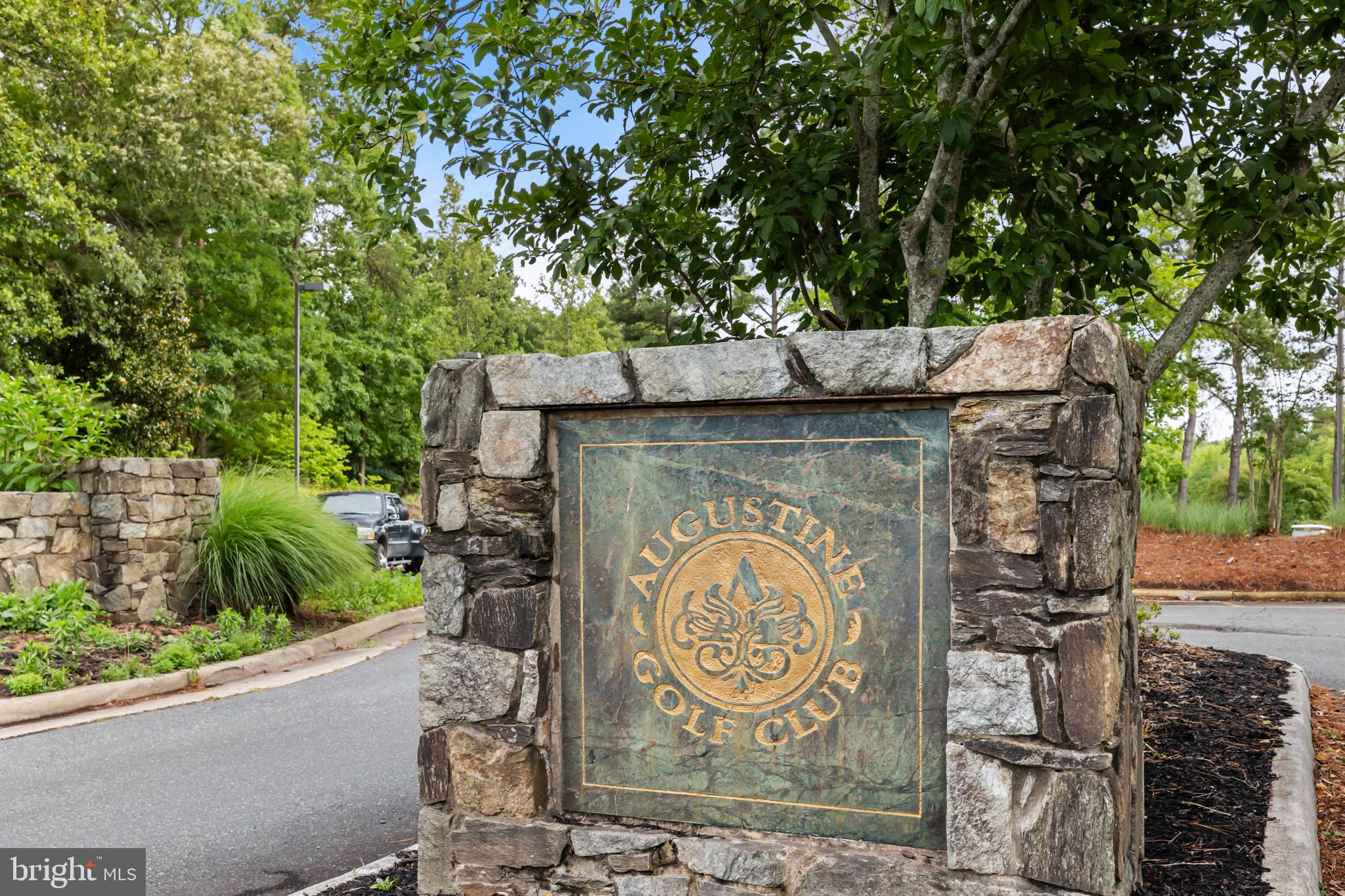 AUGUSTINE NORTH - Residential