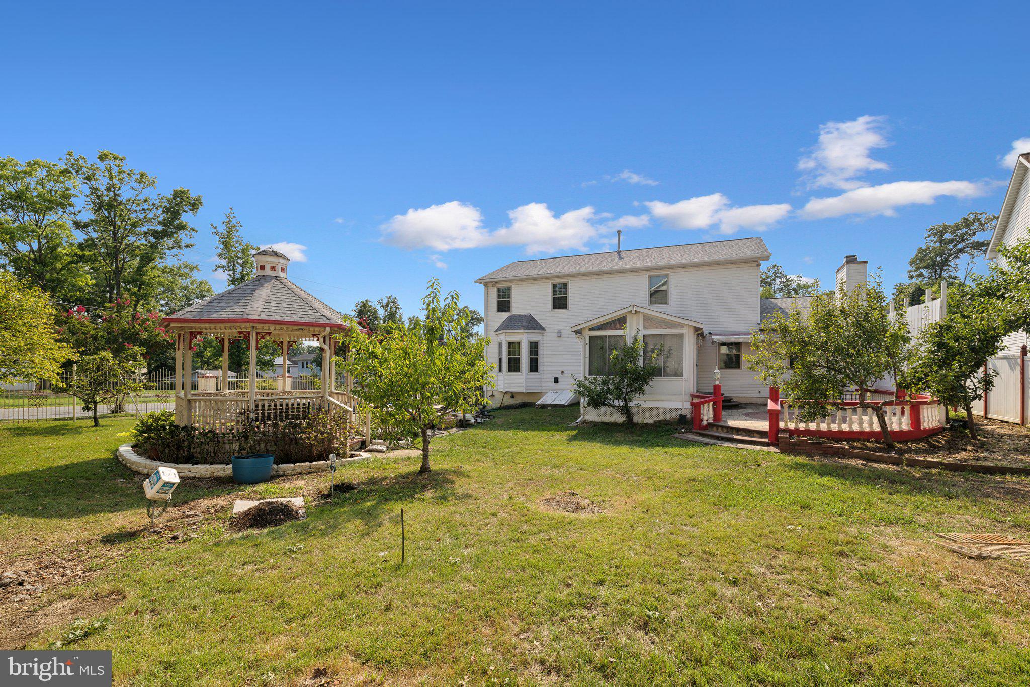 BROAD CREEK ESTATES - Residential