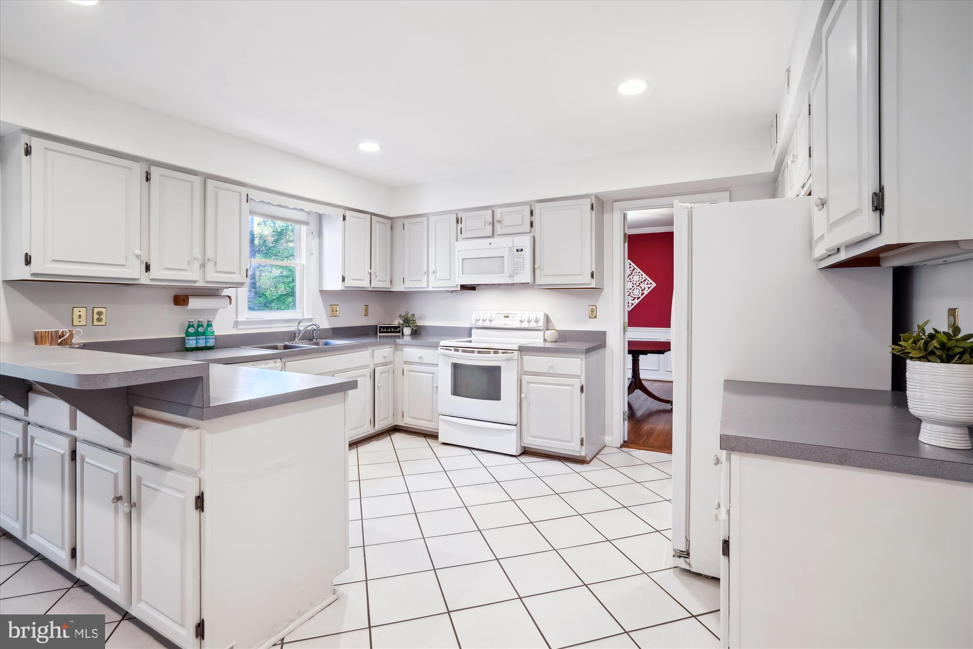 FAIRLAND GARDENS - Residential