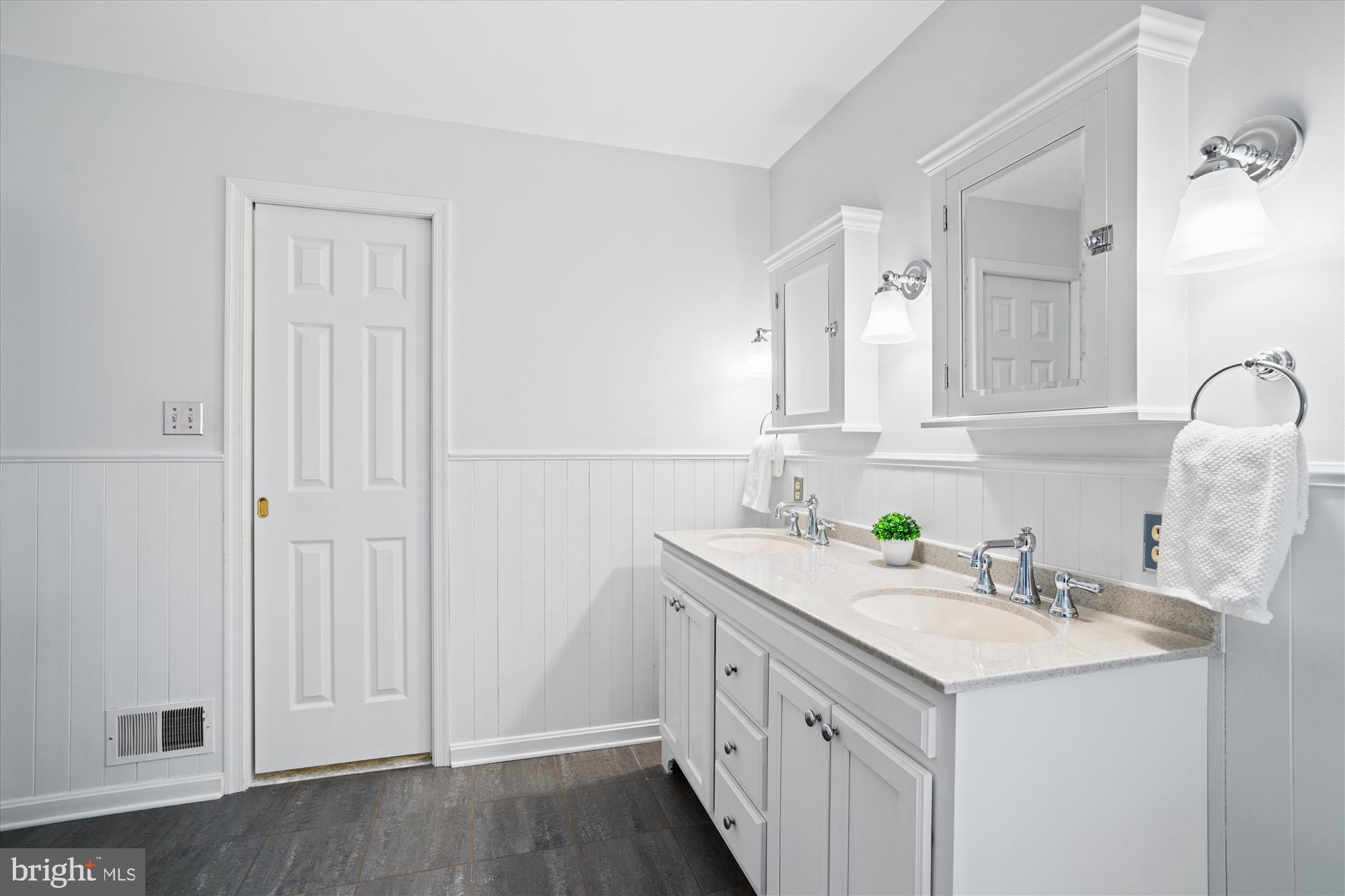 FAIRLAND GARDENS - Residential