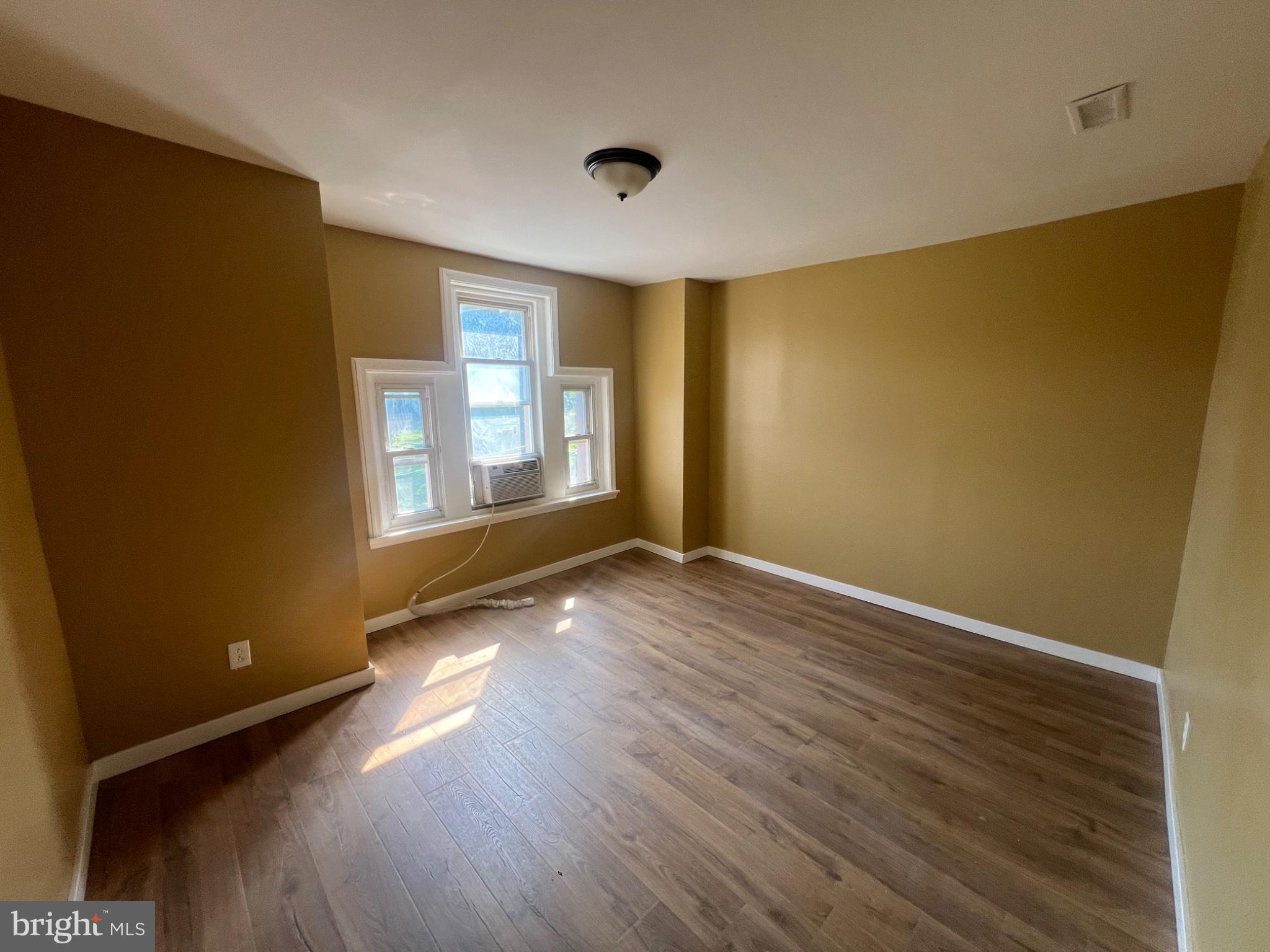 GERMANTOWN - Residential