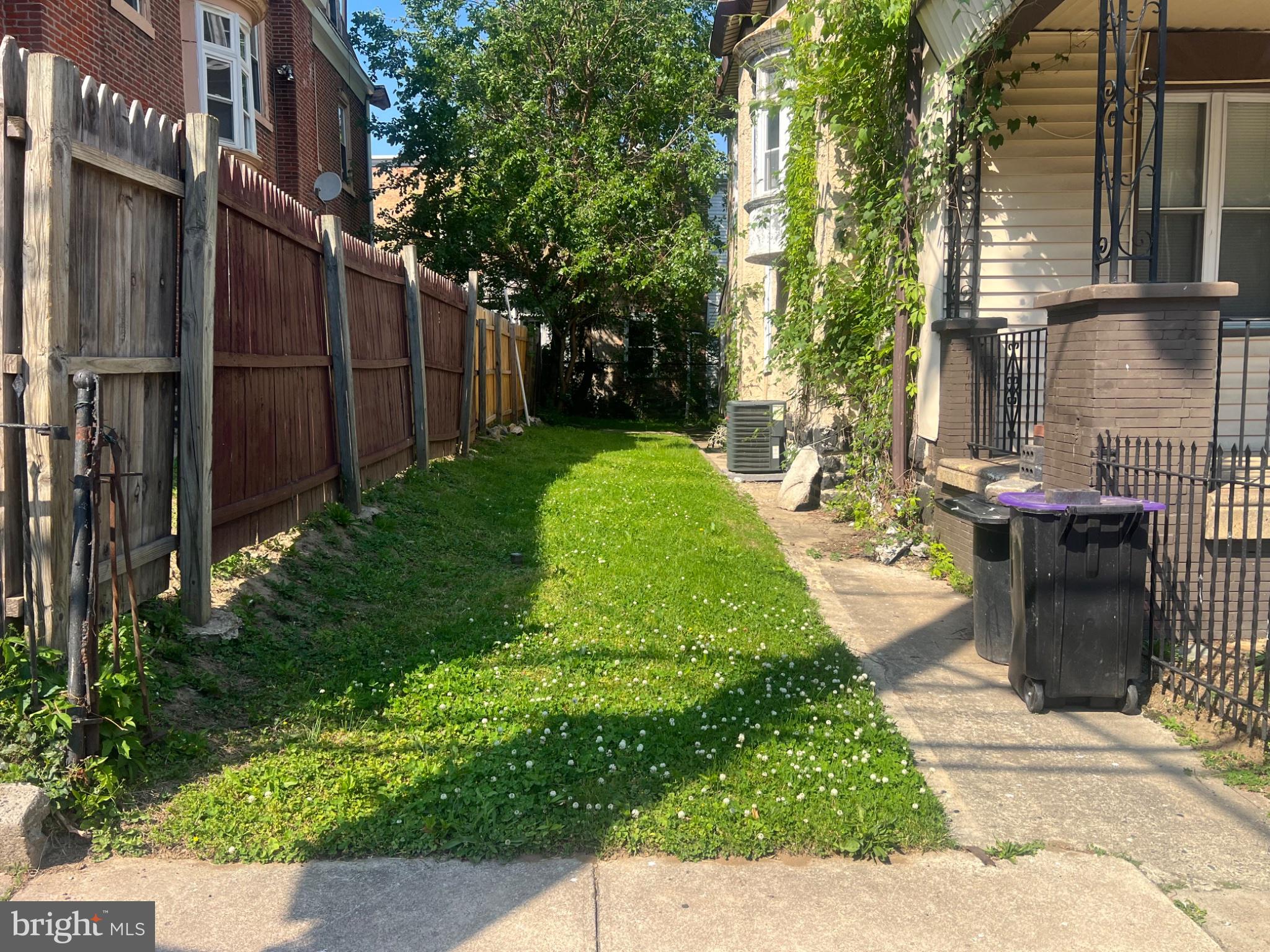 GERMANTOWN - Residential