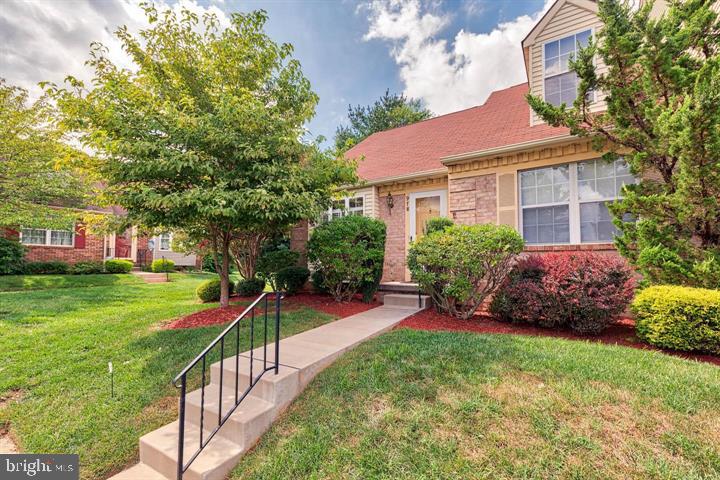 OLD FIELDS - Residential Lease