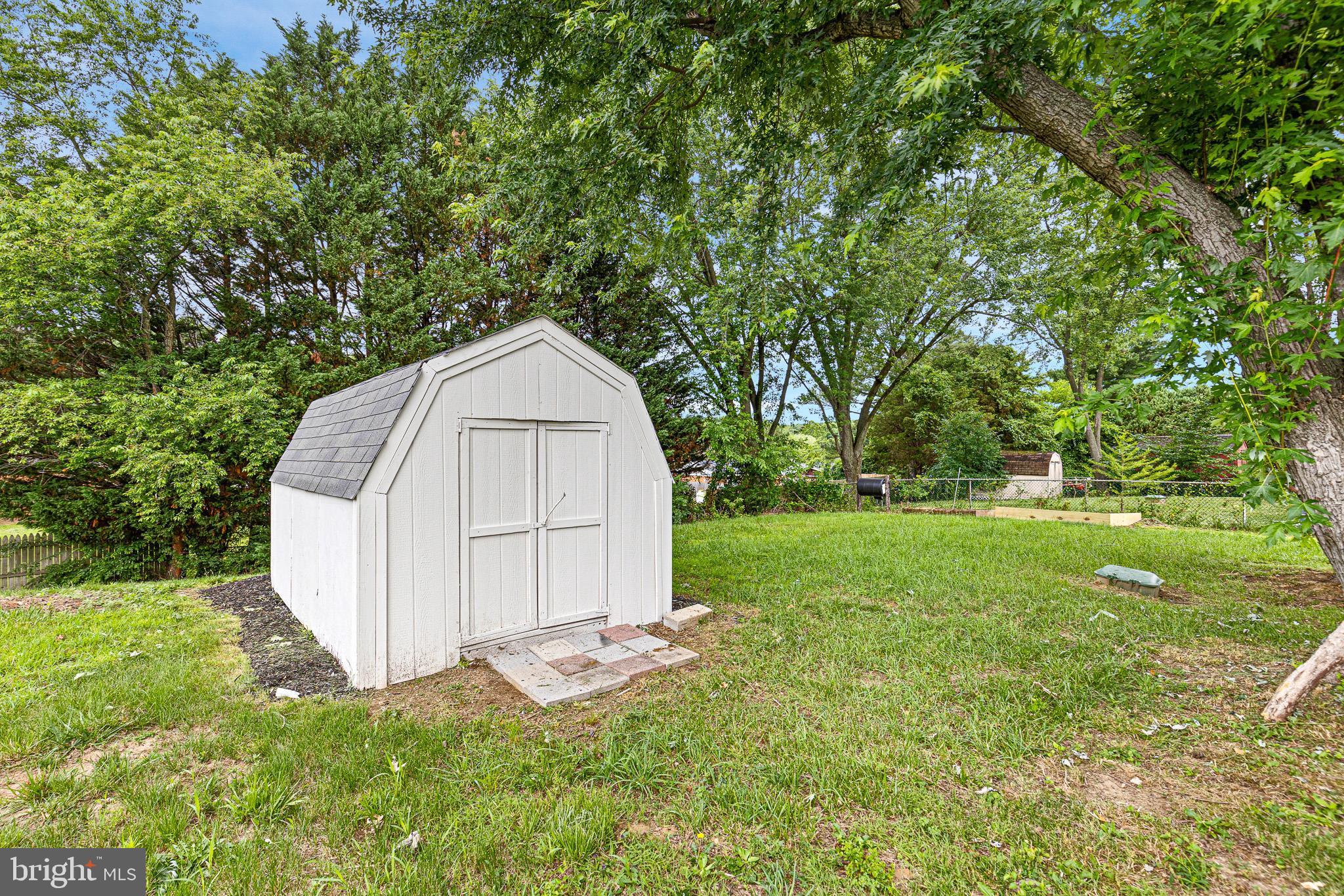 WOODLAND TRAIL - Residential