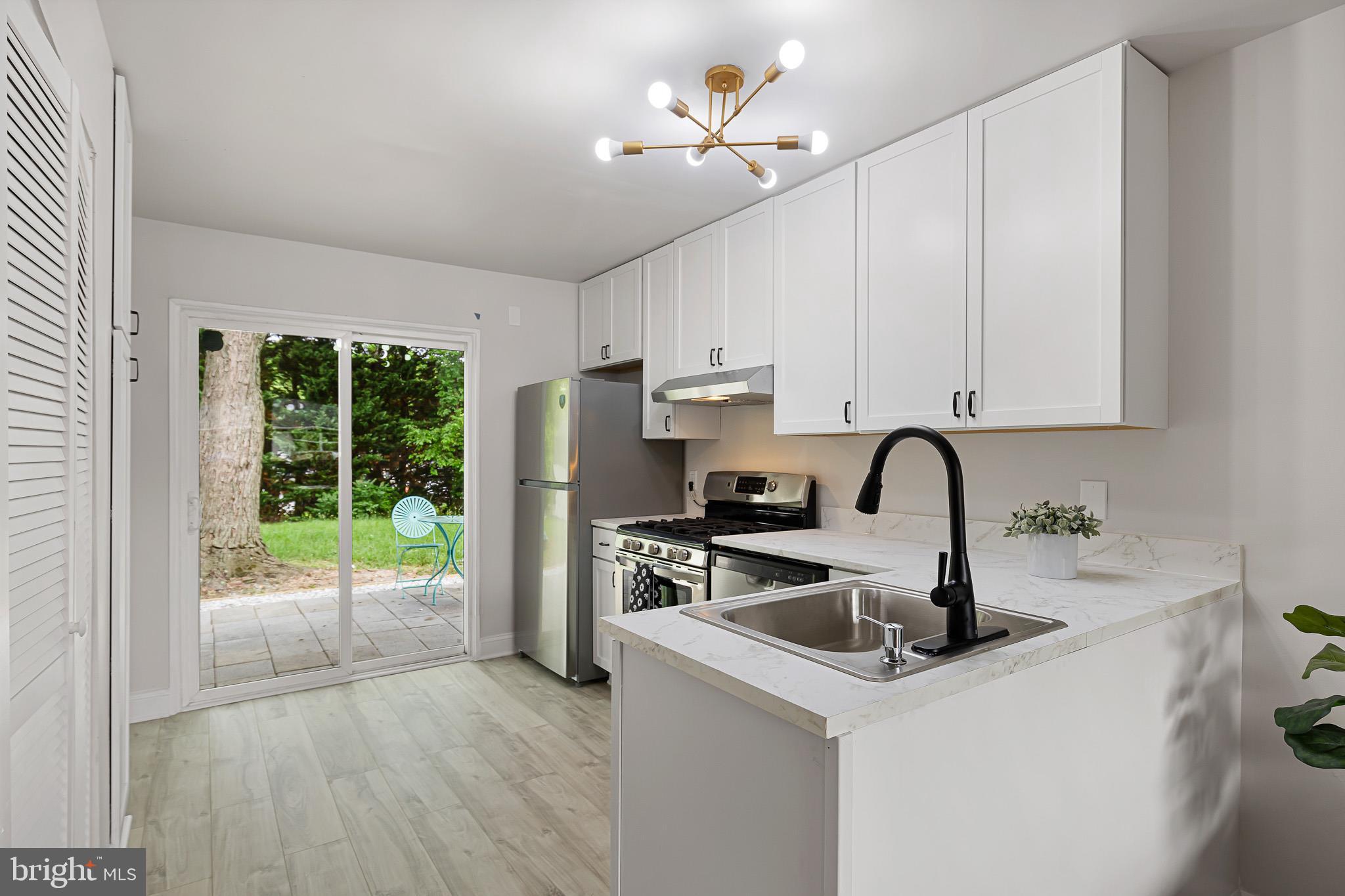 WOODLAND TRAIL - Residential