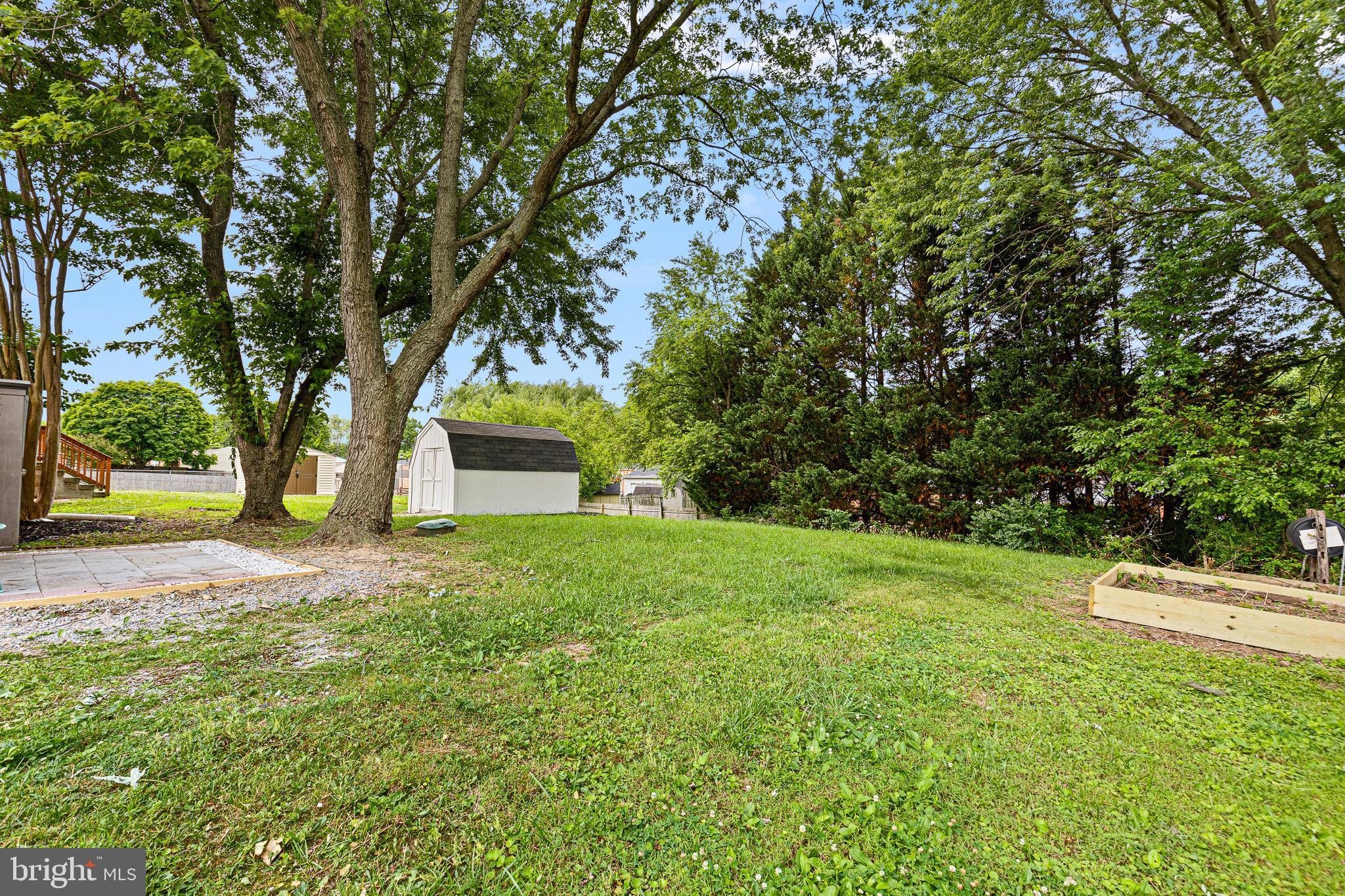 WOODLAND TRAIL - Residential
