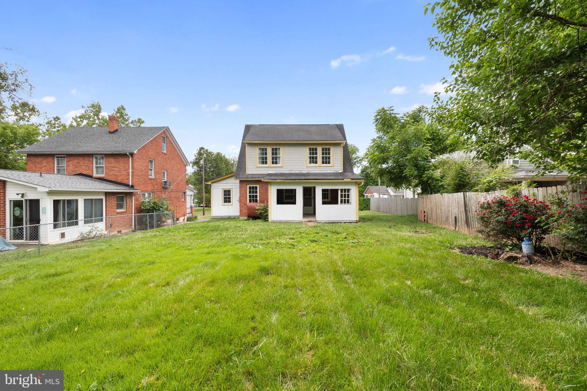 DAVIS STRASBURG - Residential