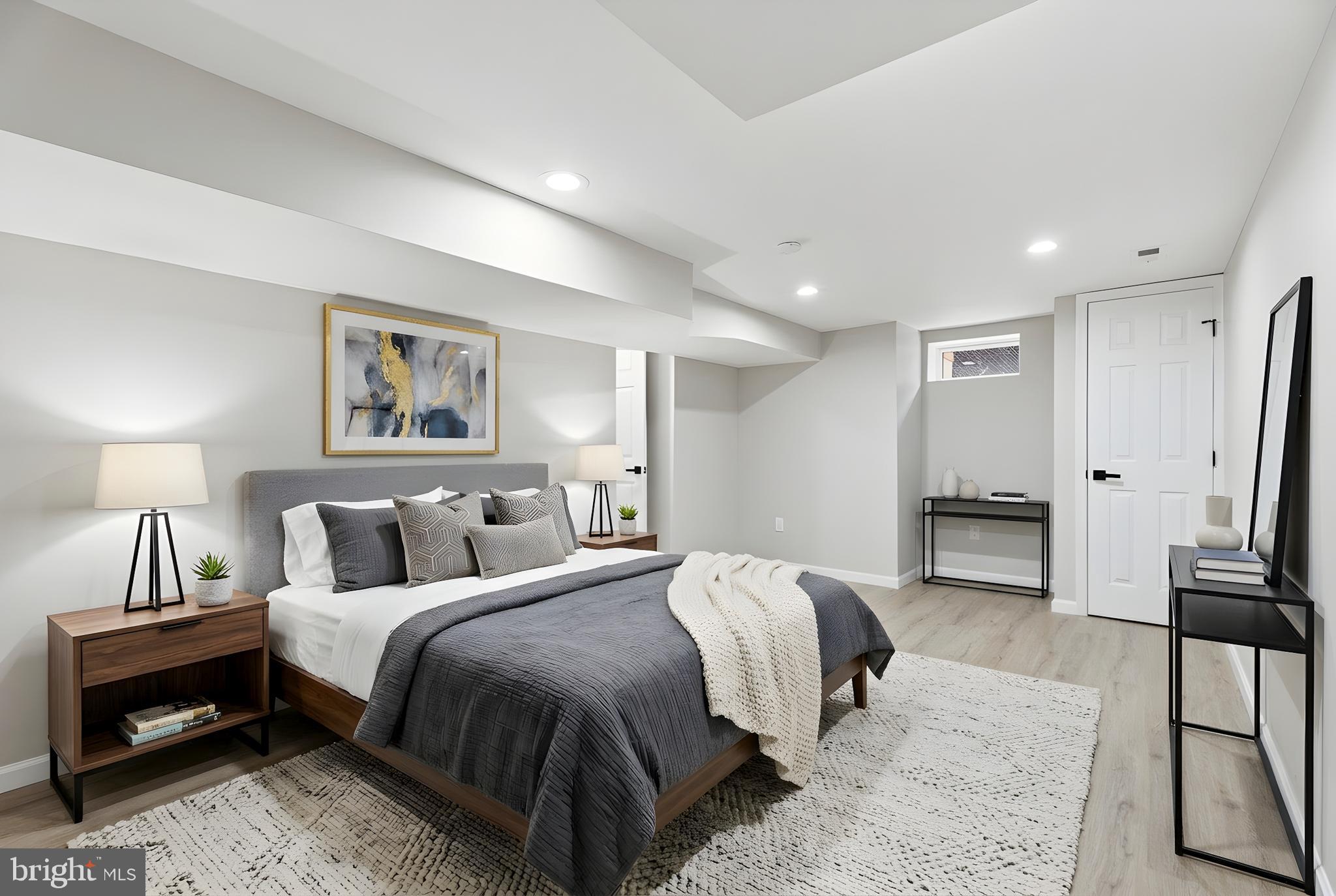 ESSEX - Residential Lease