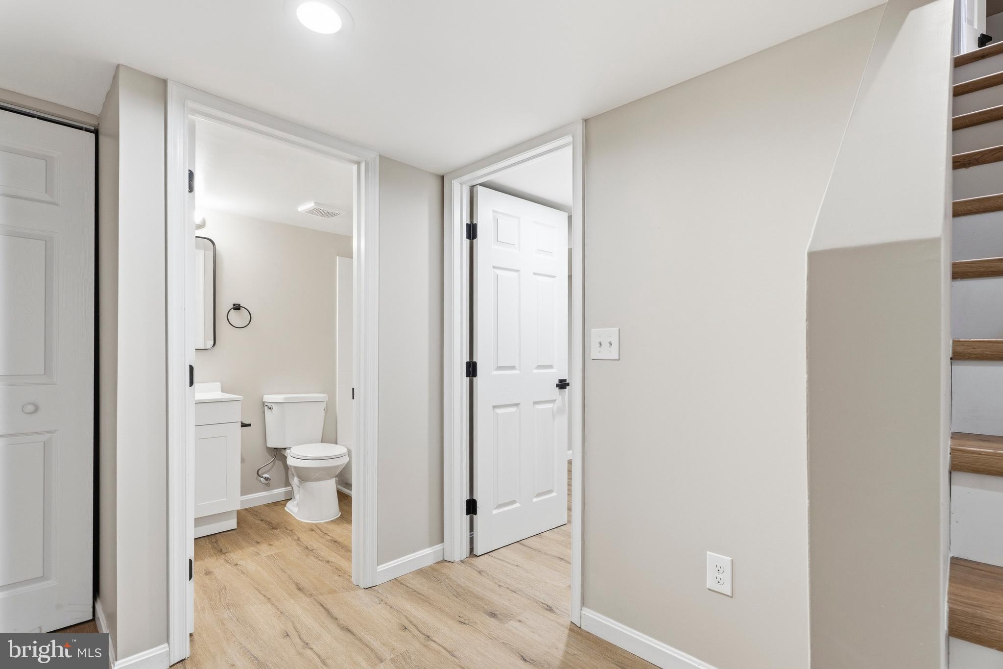 ESSEX - Residential Lease