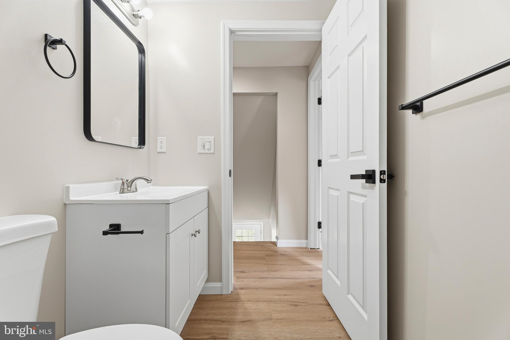 ESSEX - Residential Lease