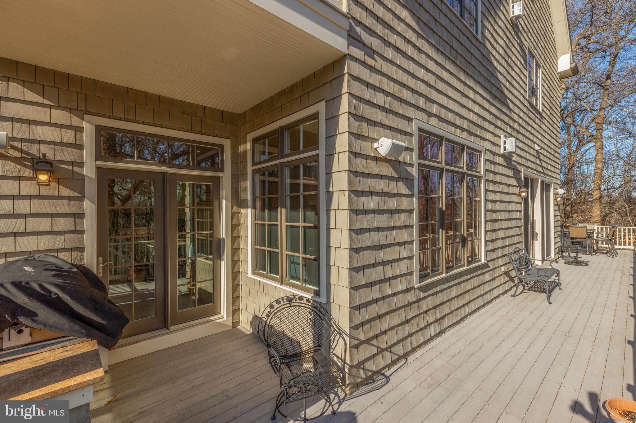 THE WOODS AT CHAIN BRIDGE - Residential