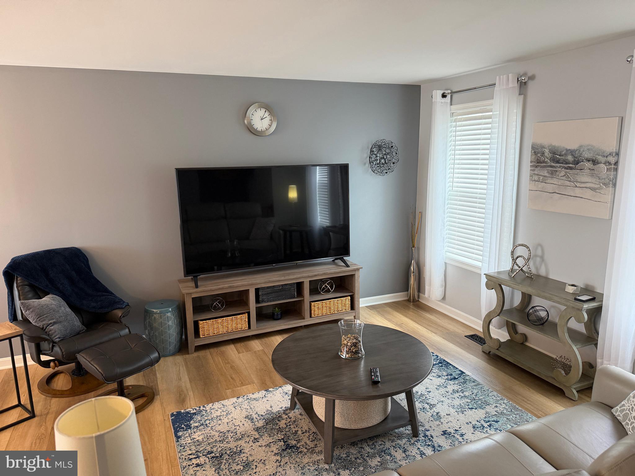 NOTTINGHAM MEADOWS - Residential