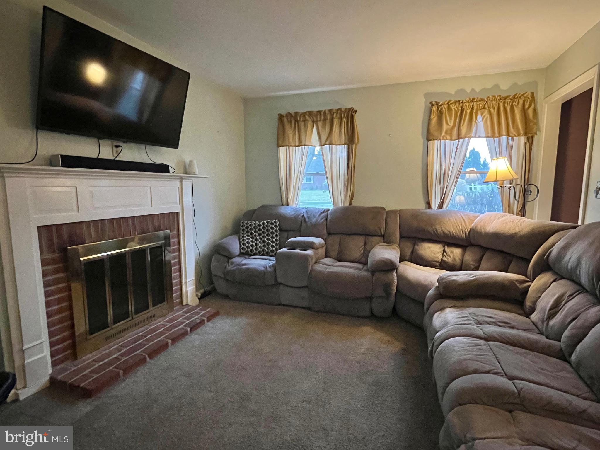 DENVER BOROUGH - Residential