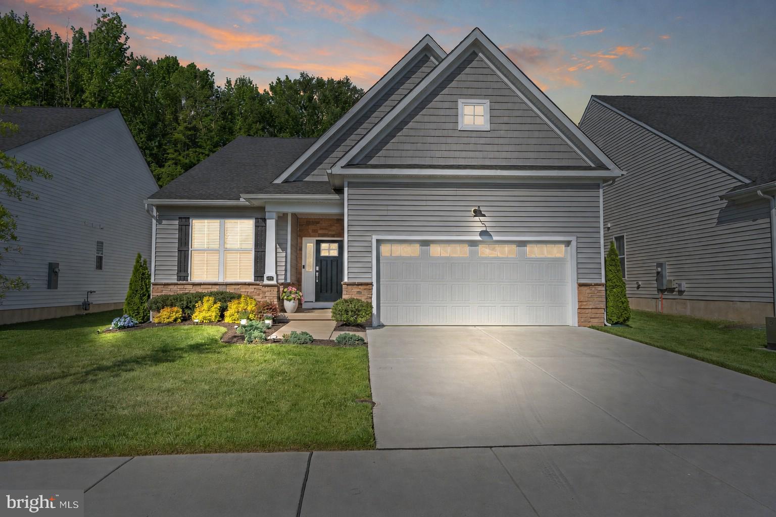 THE CASCADES - Residential