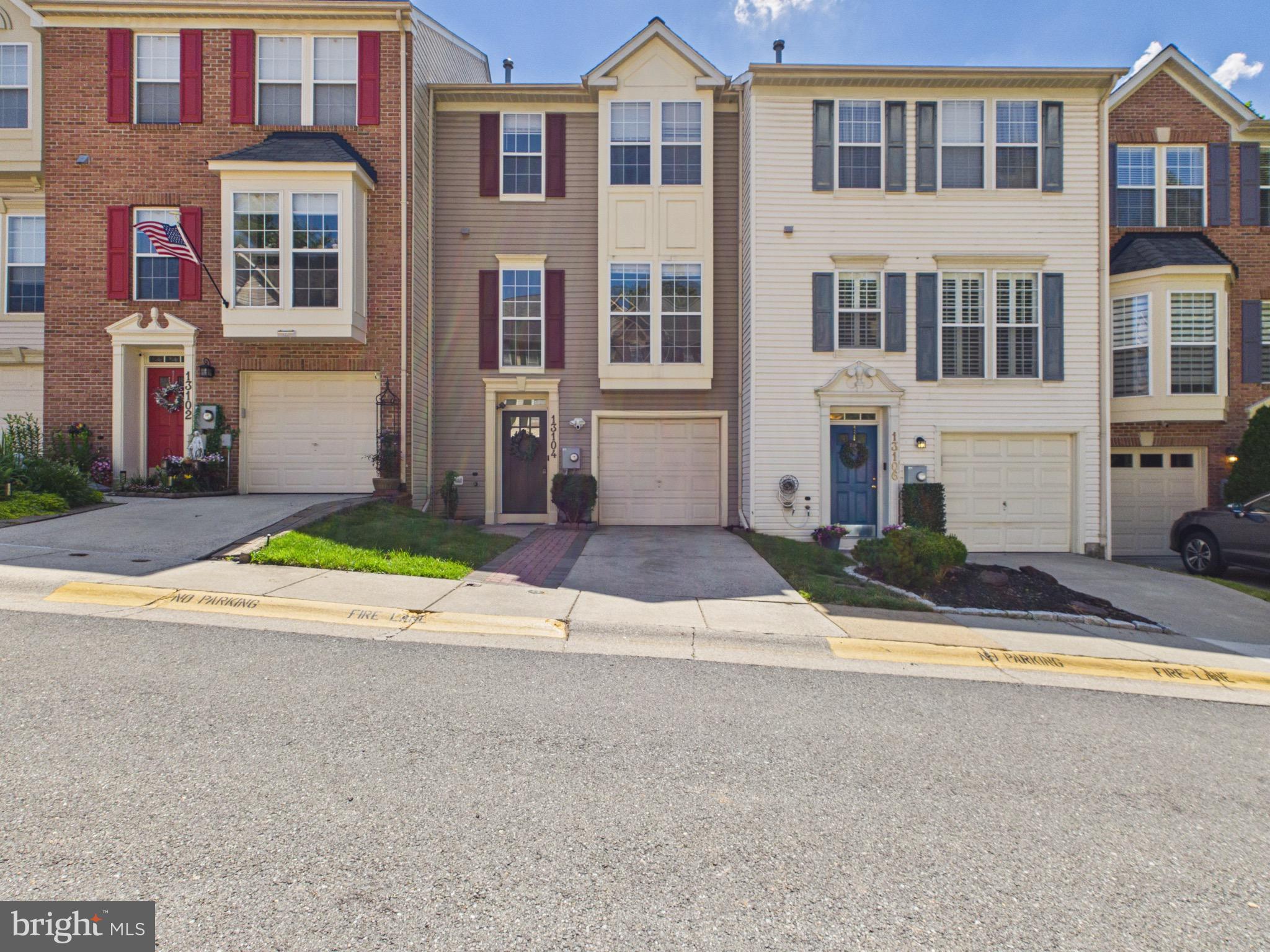 CLOVERLEAF CENTER - Residential