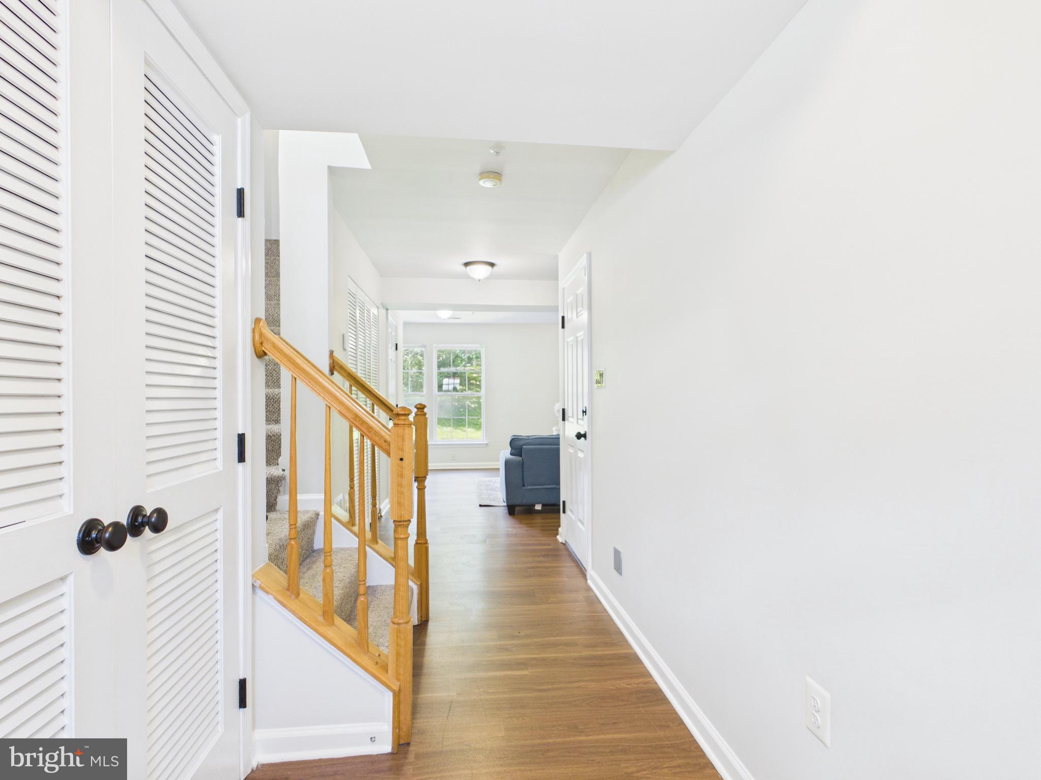 CLOVERLEAF CENTER - Residential