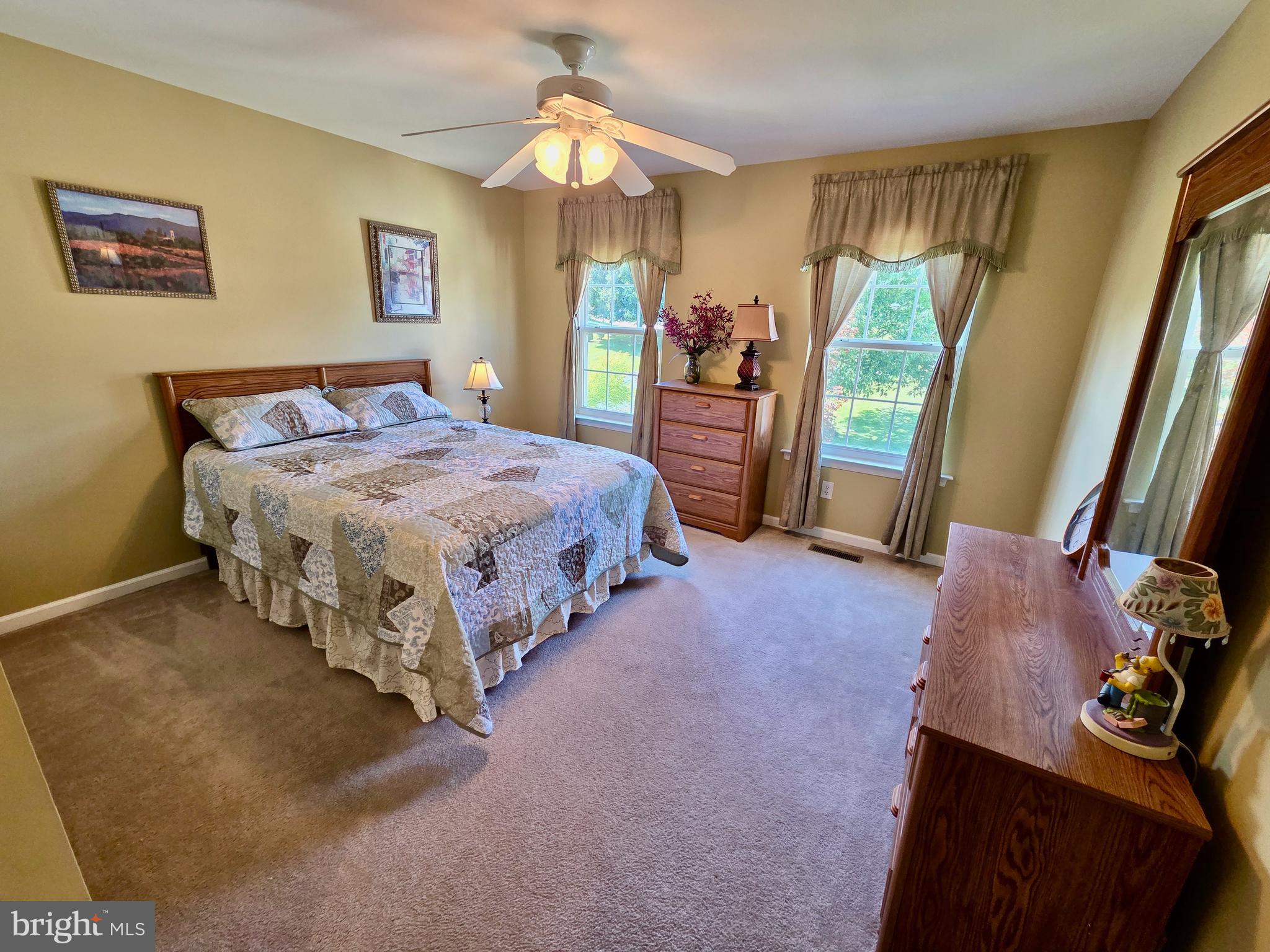 CARRIAGE CIRCLE - Residential