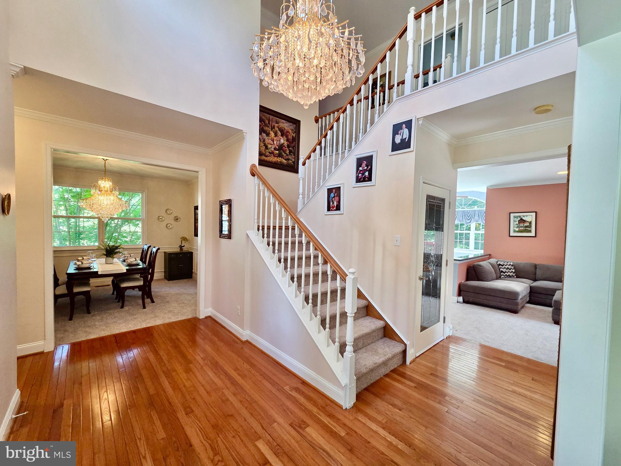 CARRIAGE CIRCLE - Residential