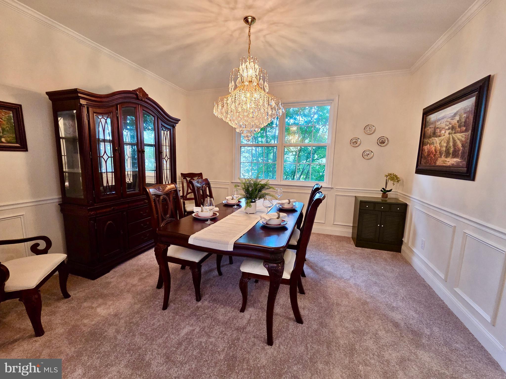 CARRIAGE CIRCLE - Residential