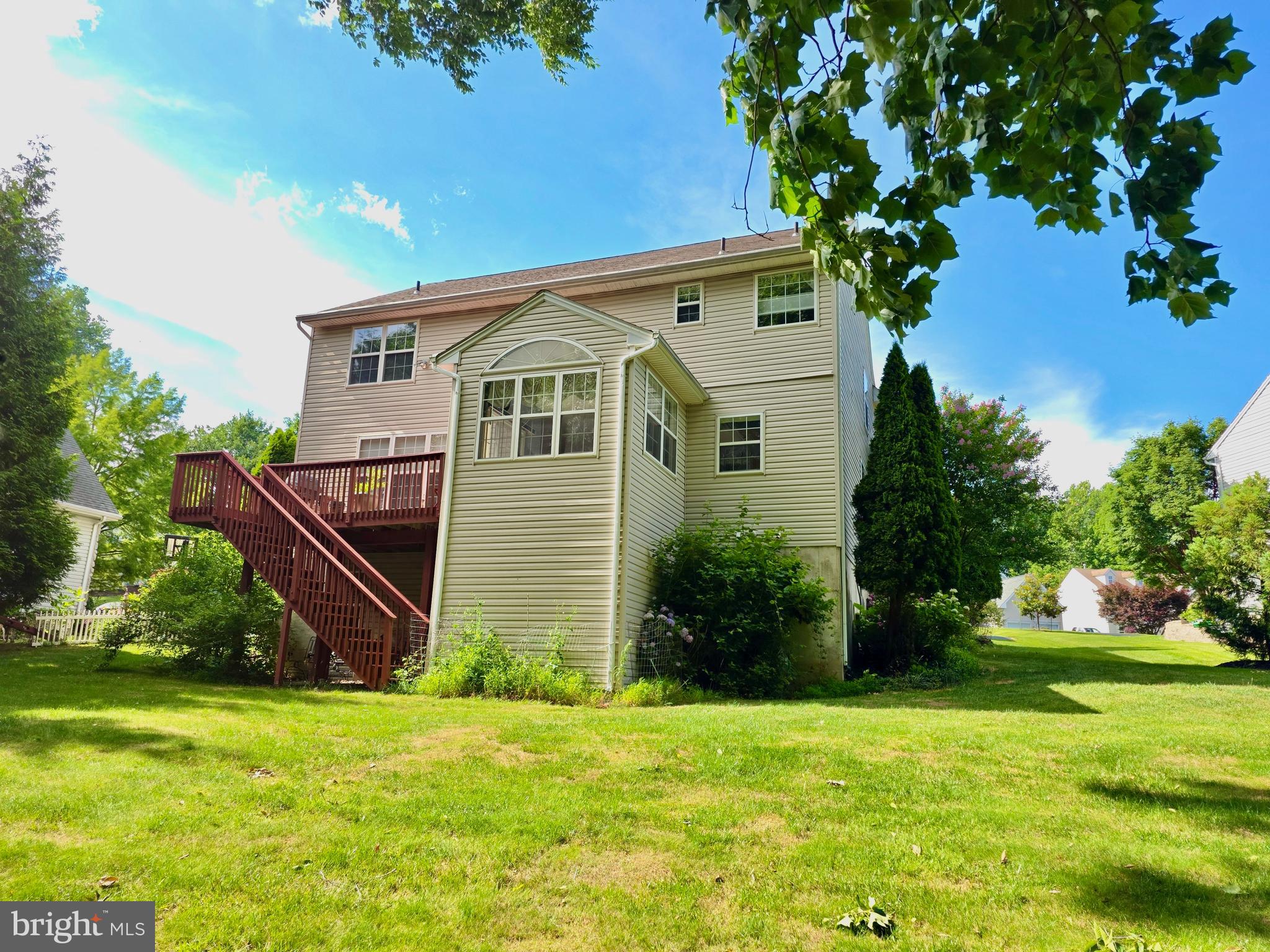 CARRIAGE CIRCLE - Residential
