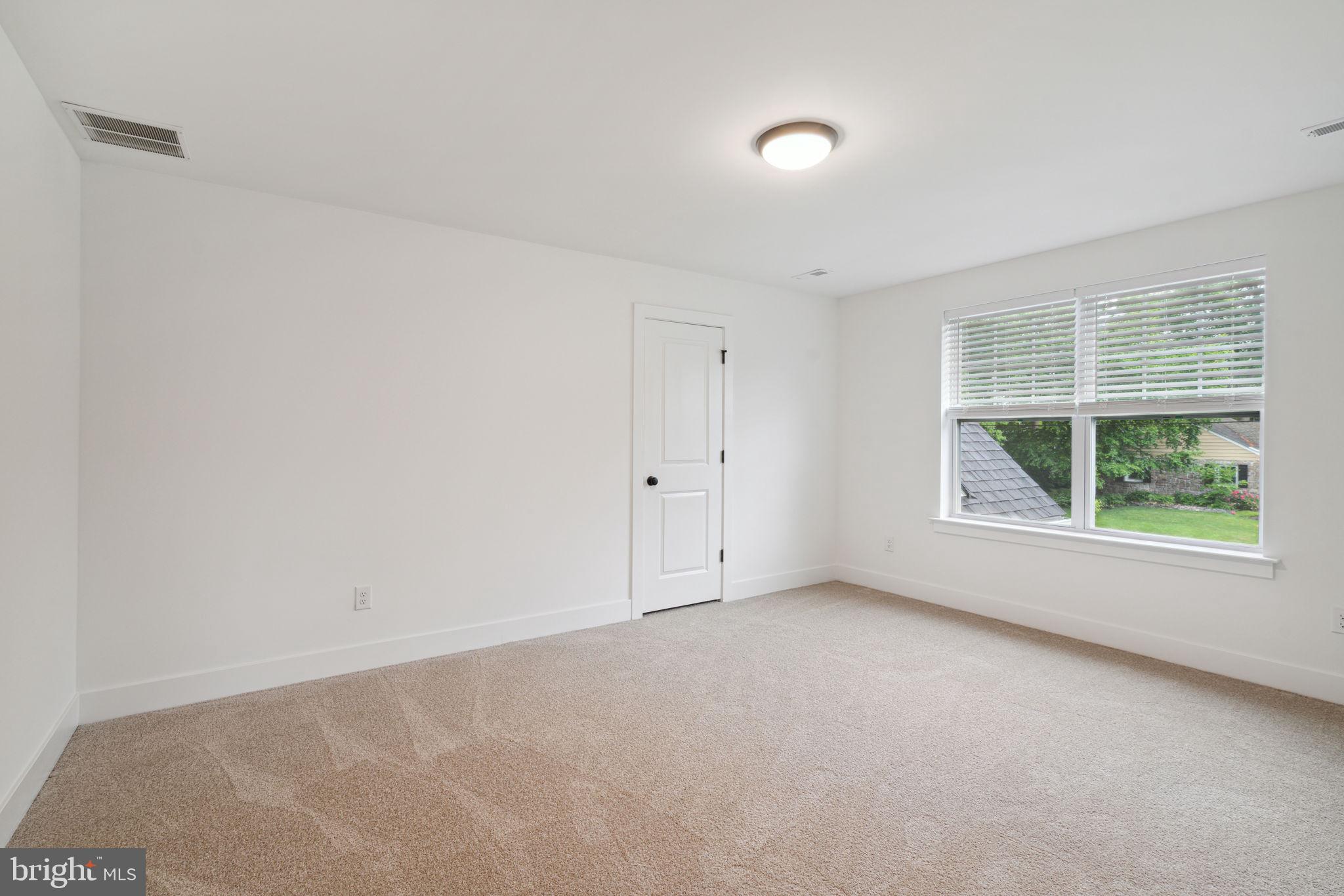 HIGHLAND FARMS - Residential