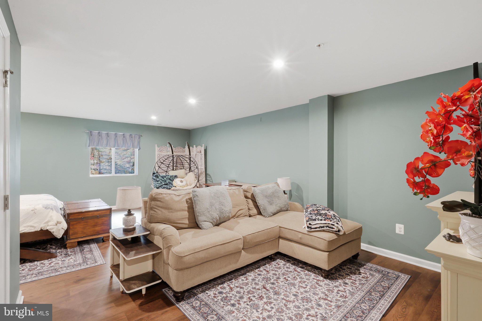 LANDSDALE - Residential