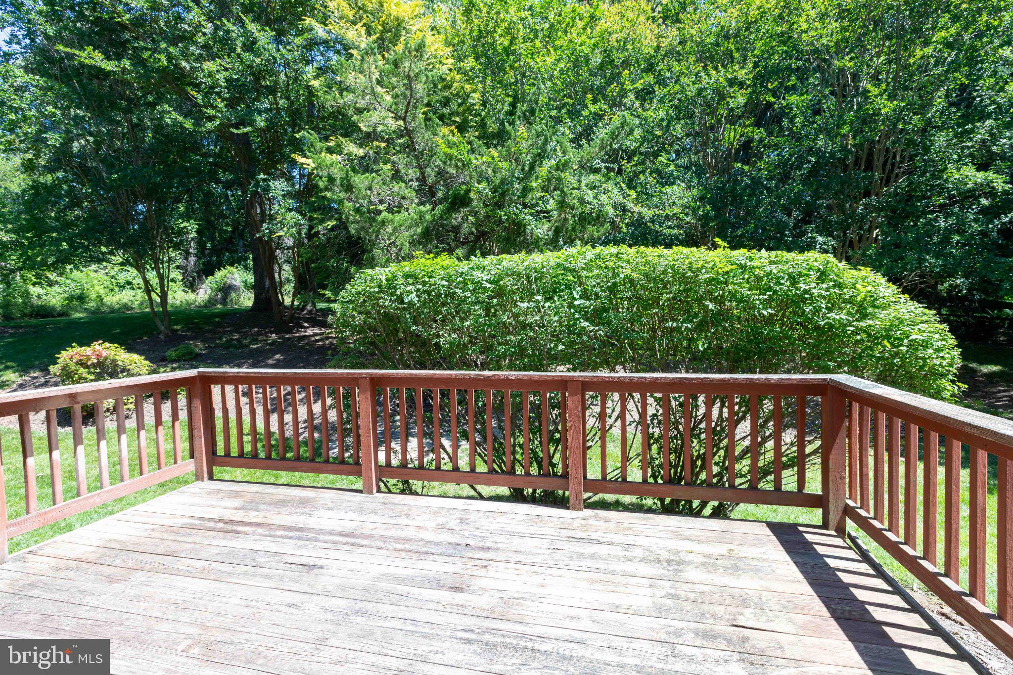 CONGRESSIONAL COUNTRY CLUB ESTATES - Residential