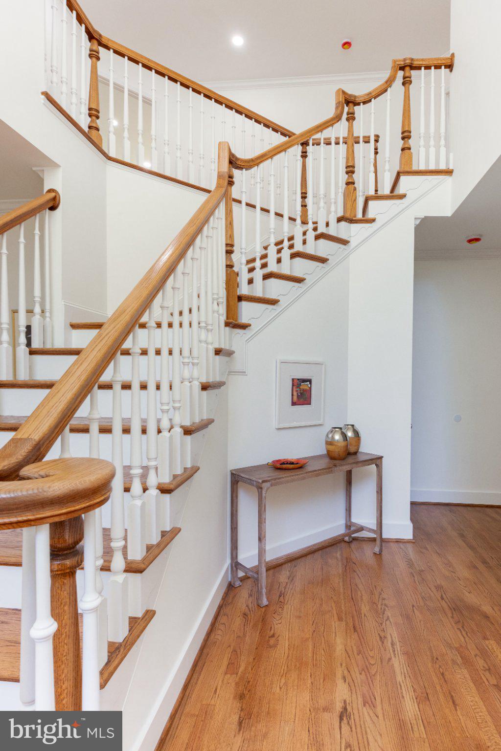 CONGRESSIONAL COUNTRY CLUB ESTATES - Residential