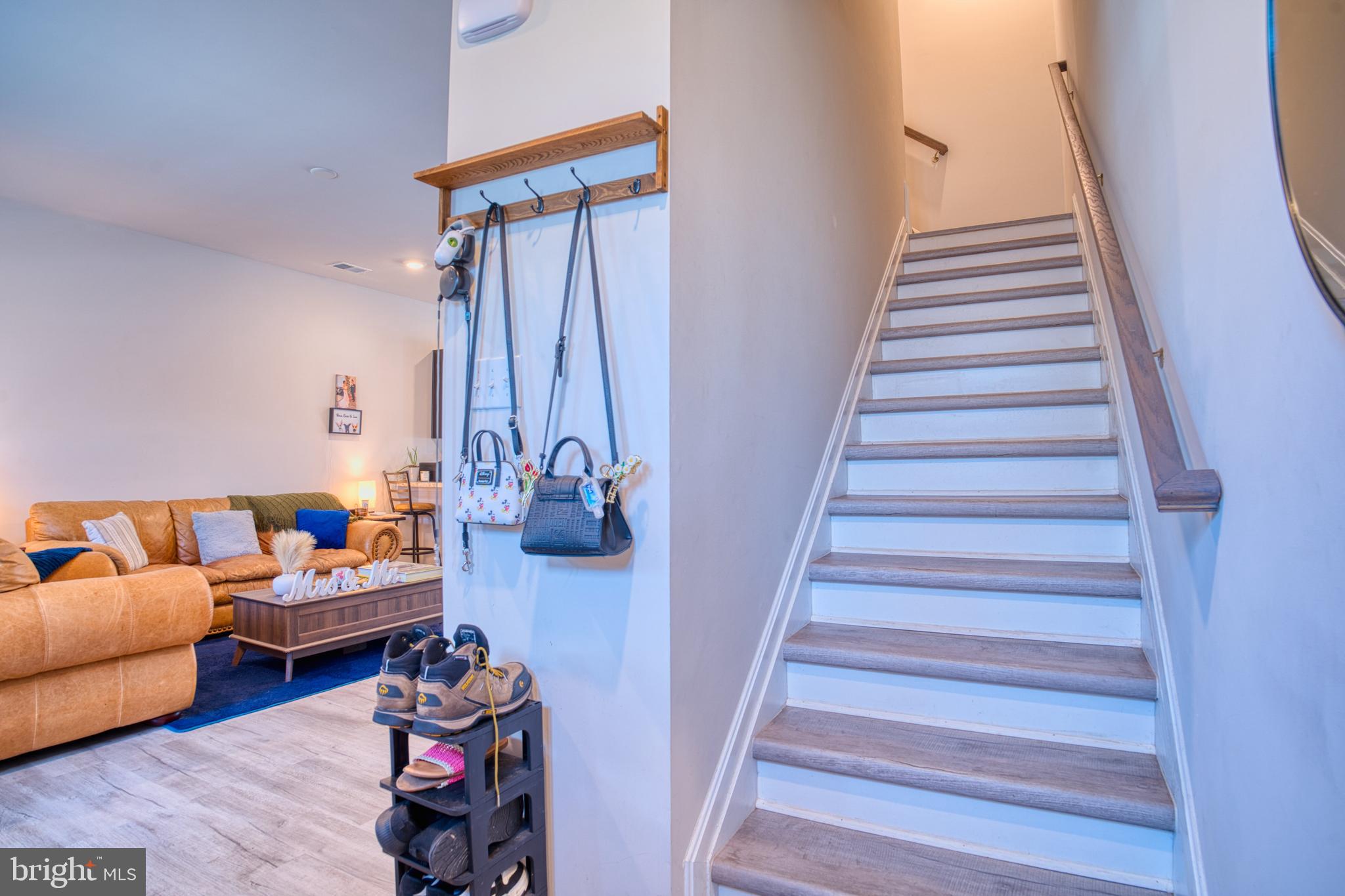 TIDBURY CROSSING - Residential