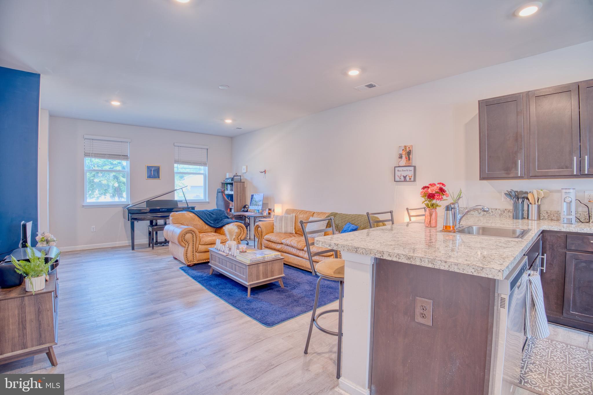 TIDBURY CROSSING - Residential