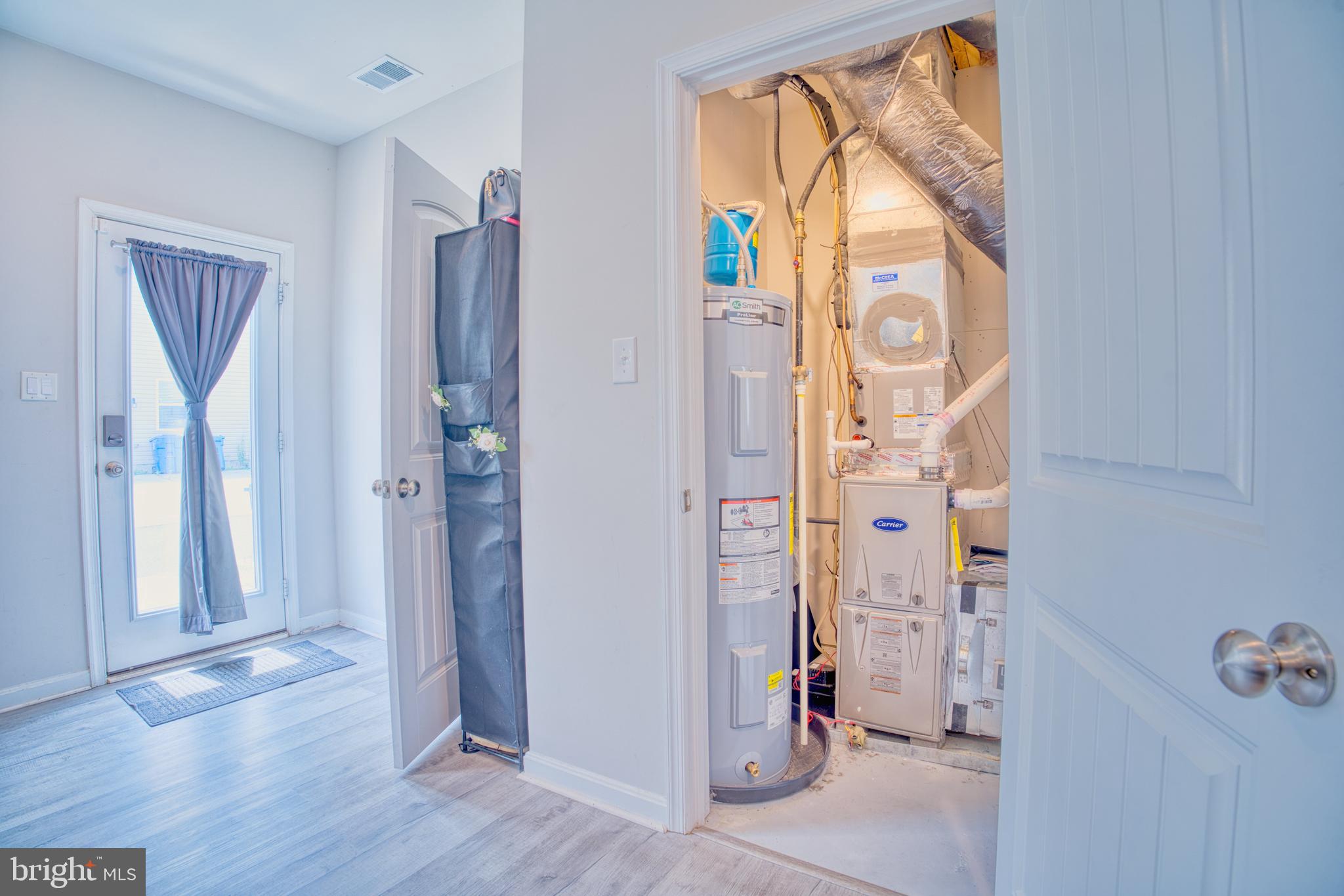 TIDBURY CROSSING - Residential
