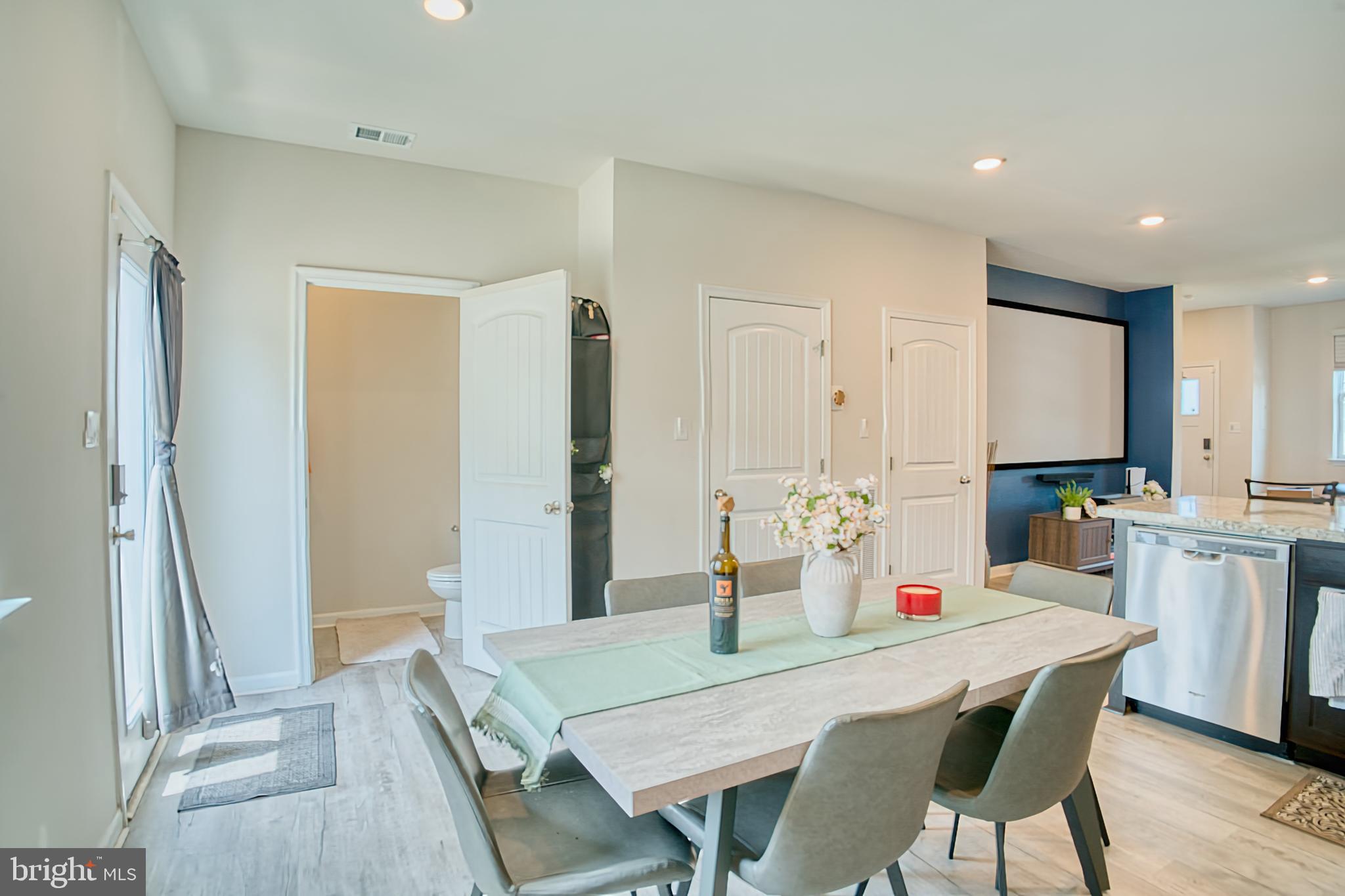 TIDBURY CROSSING - Residential