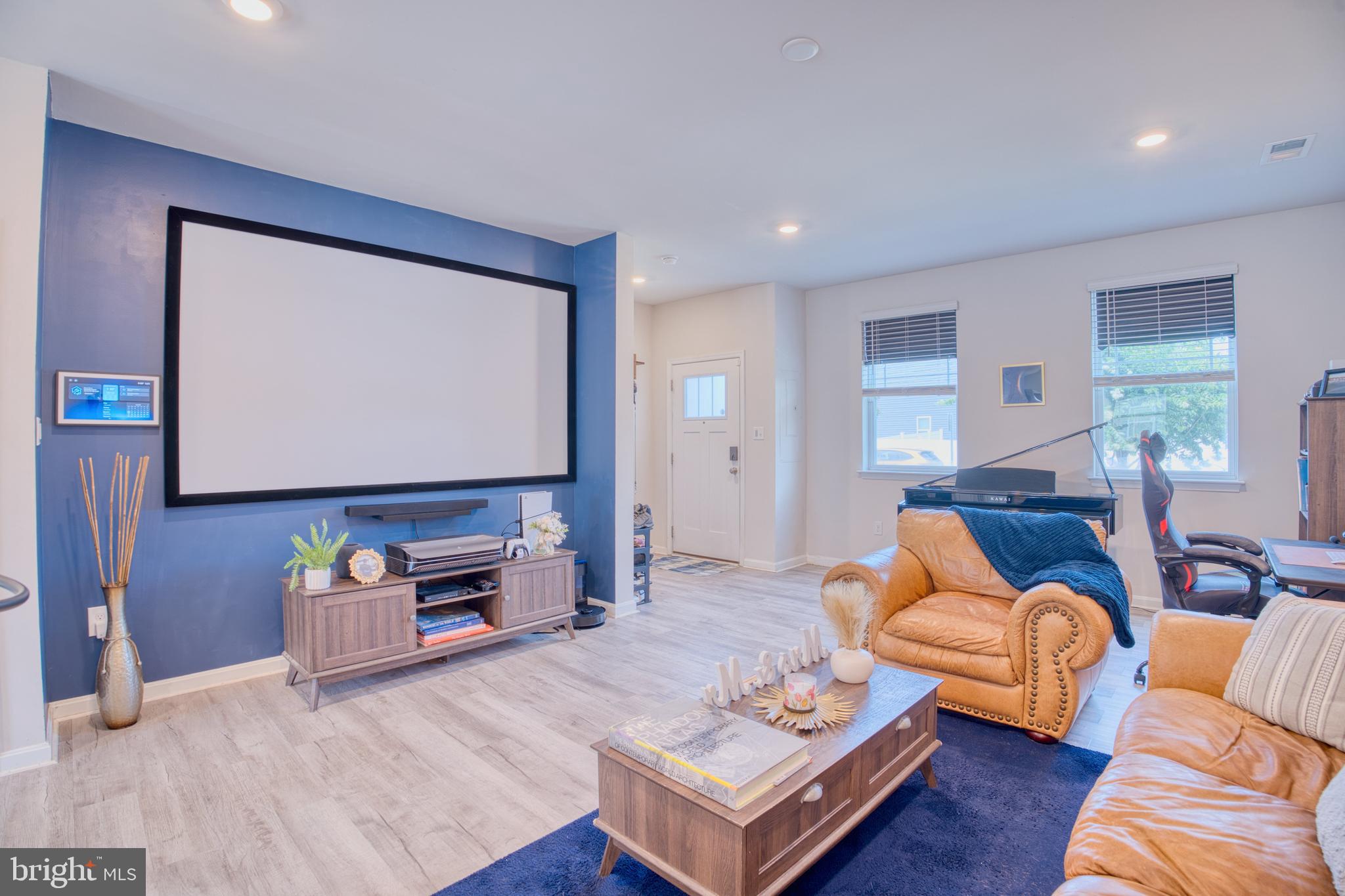 TIDBURY CROSSING - Residential